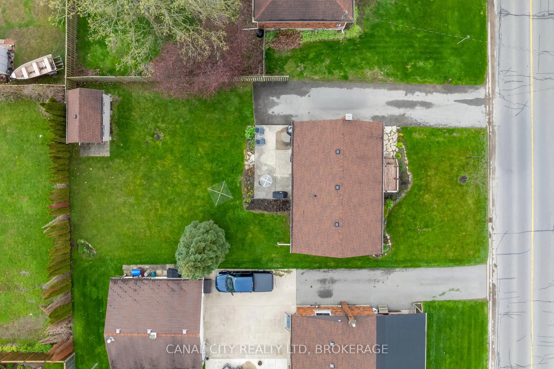 Photo 37 of 572 Clare Avenue, Welland, Prince Charles — HOMEH