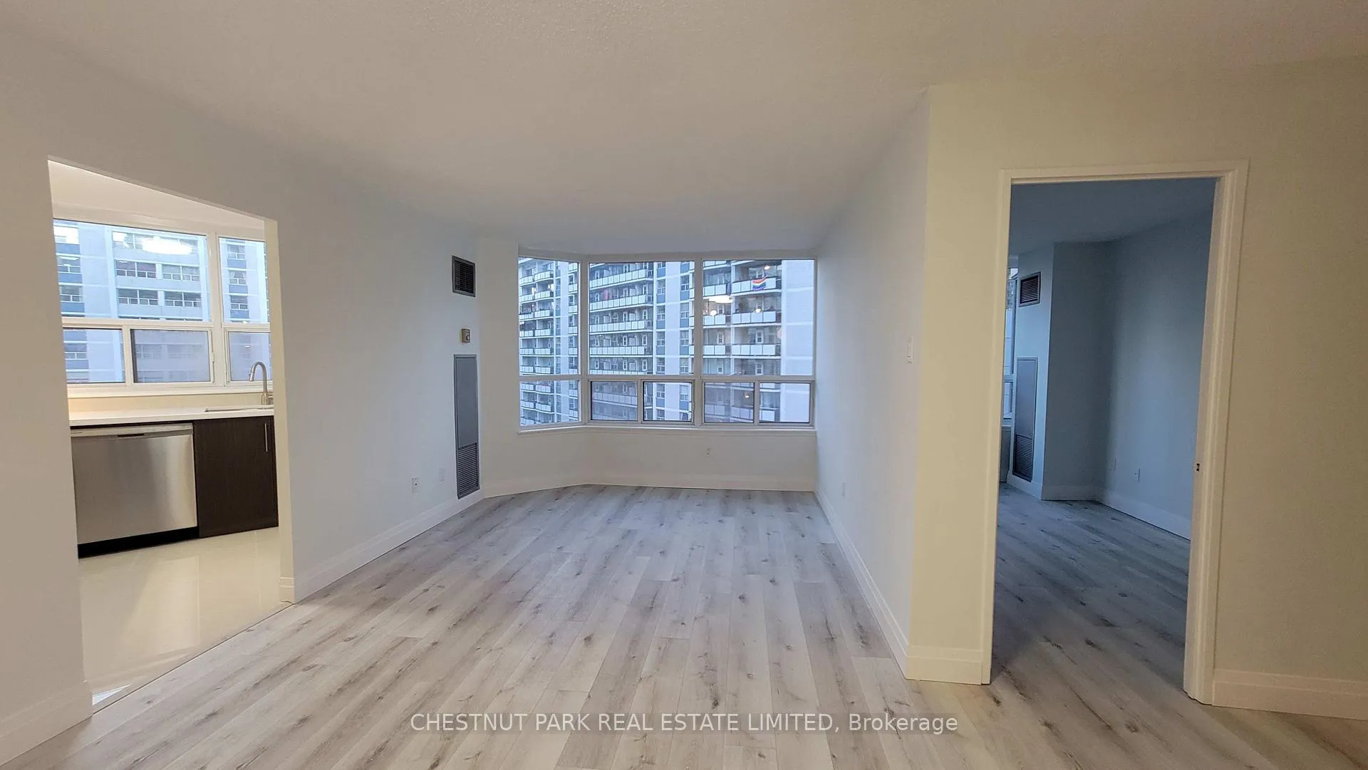 Photo 4 of Unit 1201, 25 Maitland Street, Toronto, Church-Yonge Corridor — HOMEH