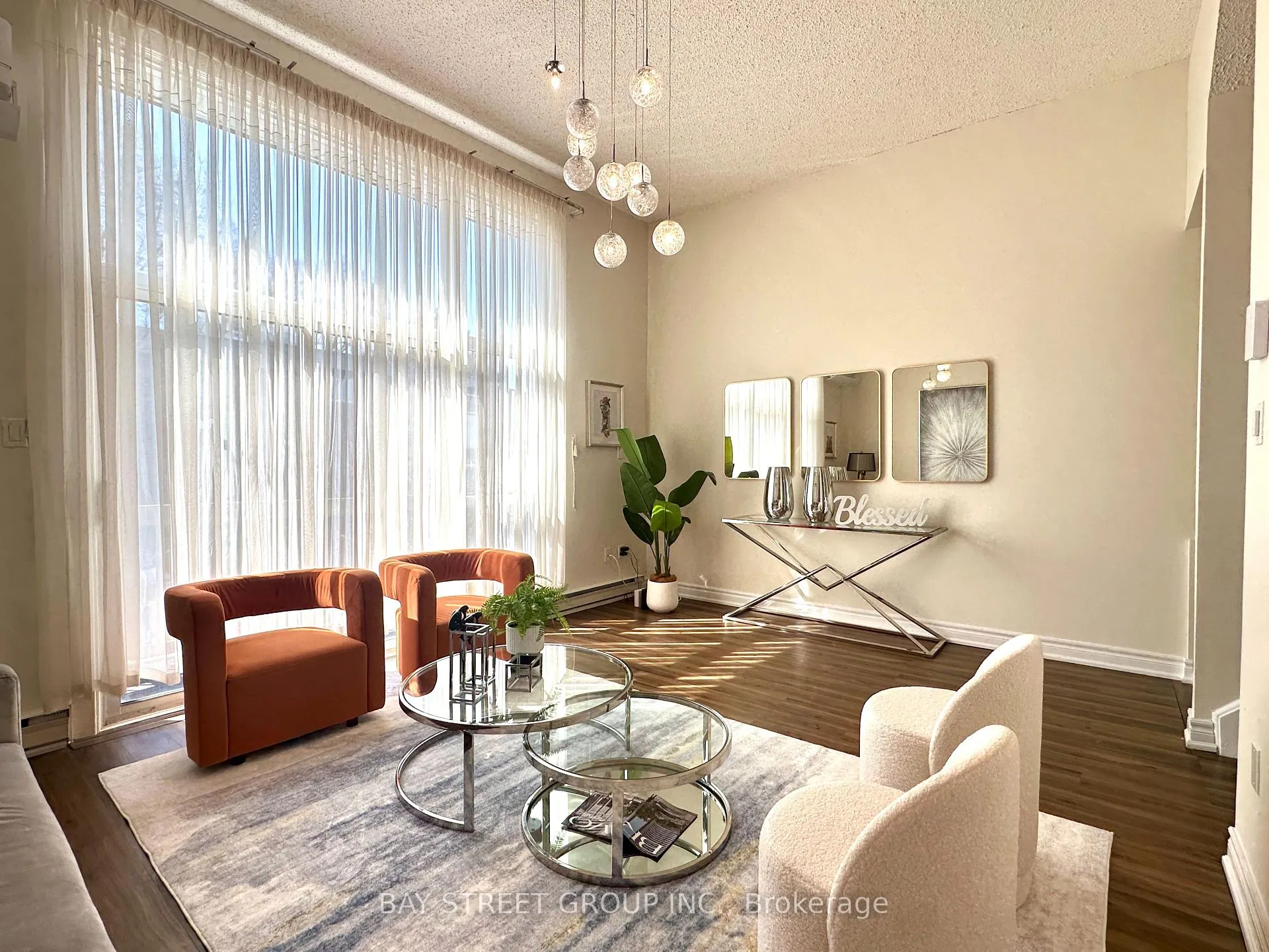 Photo 4 of Unit 30, 141 Clark Avenue, Markham, Thornhill — HOMEH