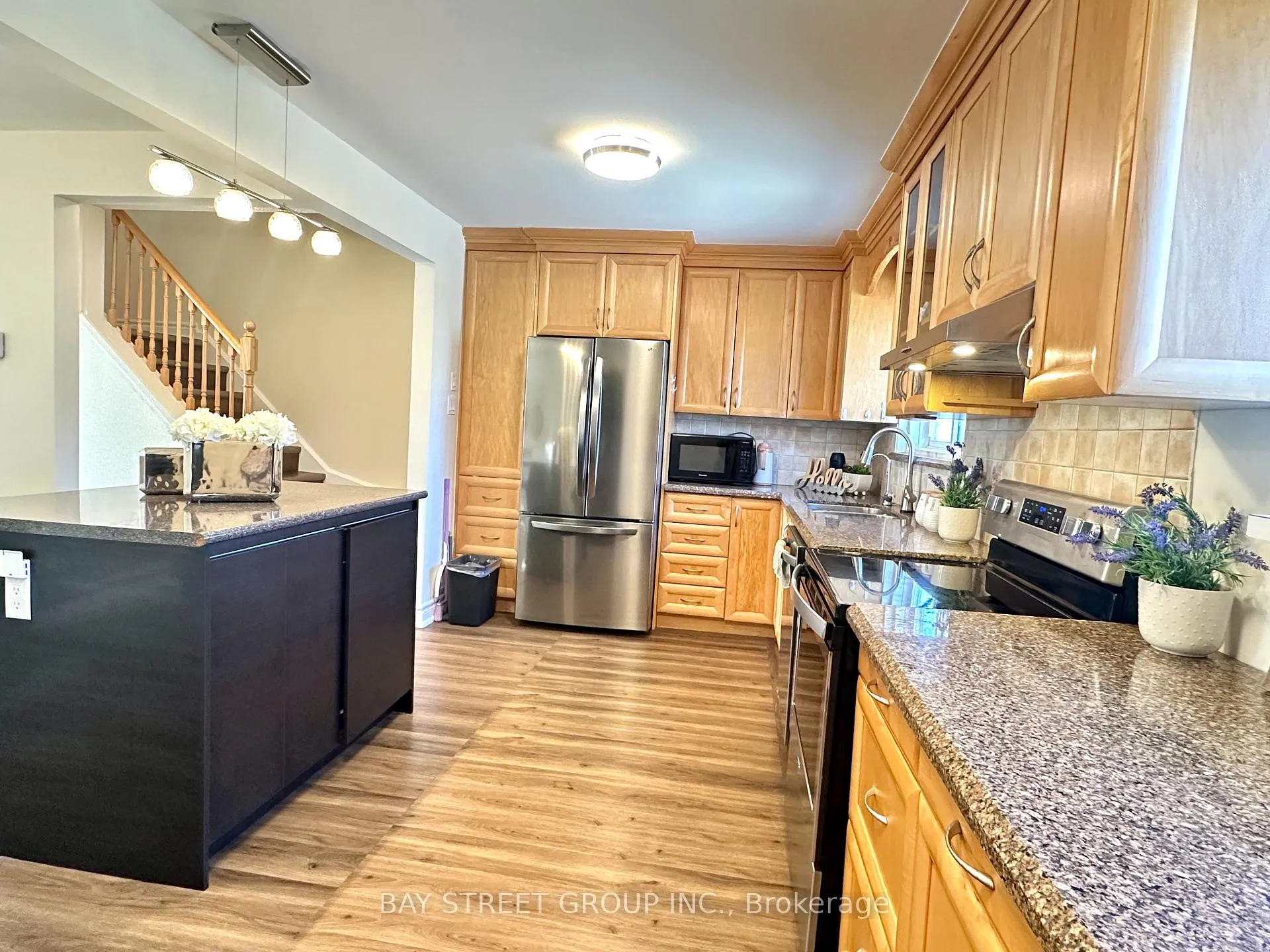 Photo 11 of Unit 30, 141 Clark Avenue, Markham, Thornhill — HOMEH