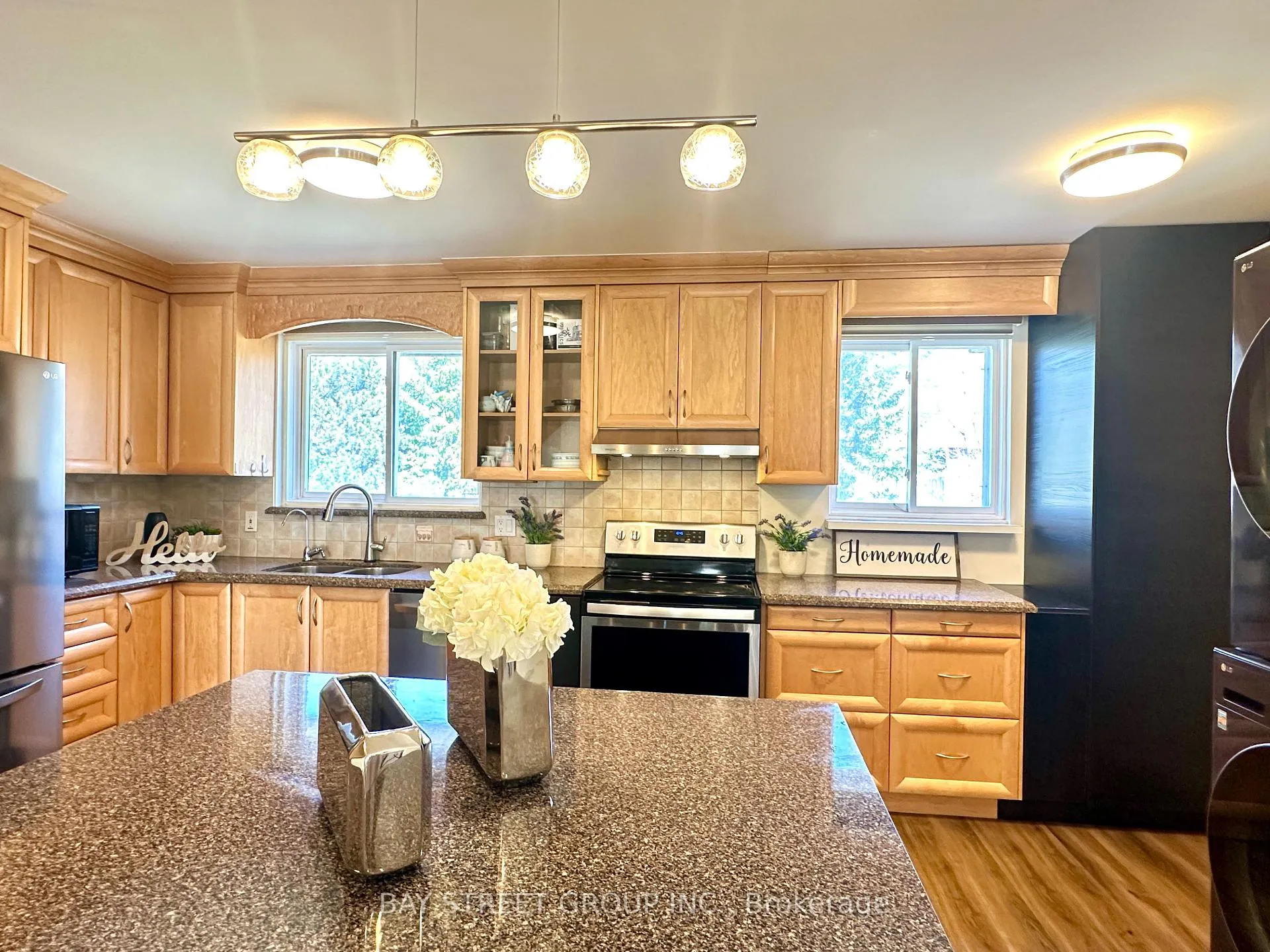 Photo 15 of Unit 30, 141 Clark Avenue, Markham, Thornhill — HOMEH