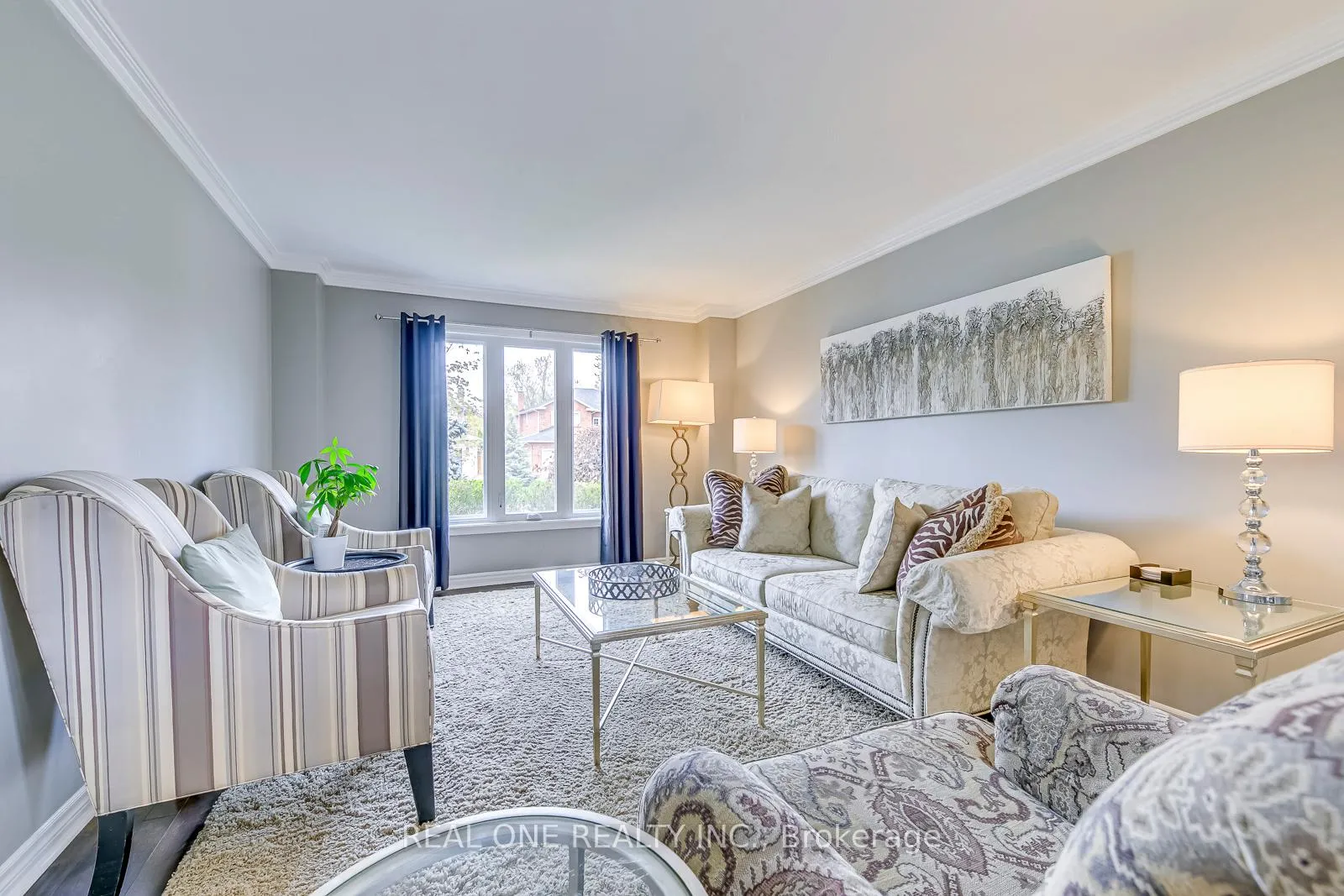Photo 5 of 524 Blenheim Crescent, Oakville, Ford — HOMEH