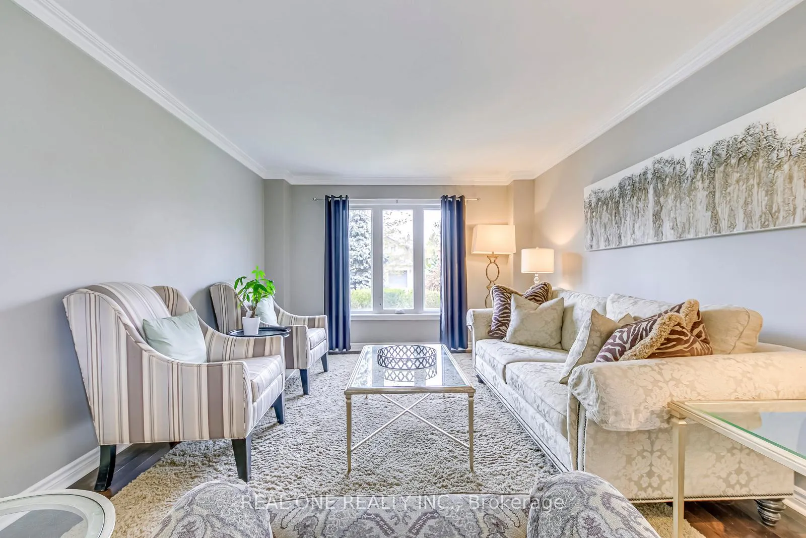 Photo 6 of 524 Blenheim Crescent, Oakville, Ford — HOMEH