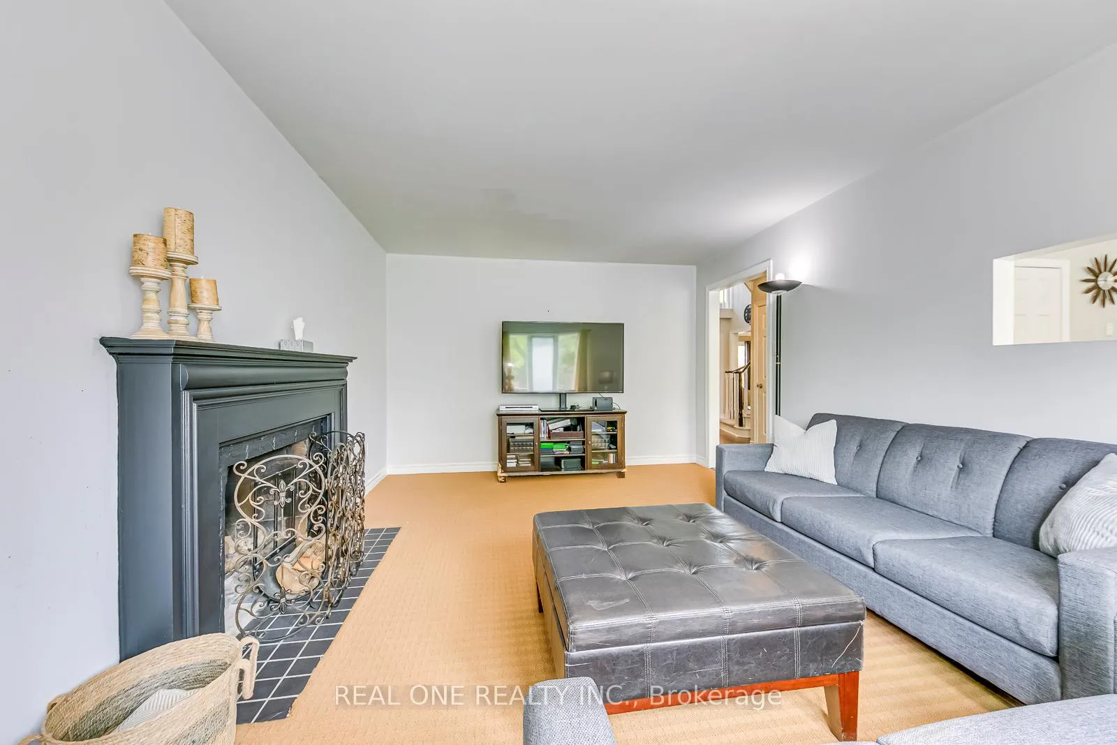 Photo 22 of 524 Blenheim Crescent, Oakville, Ford — HOMEH