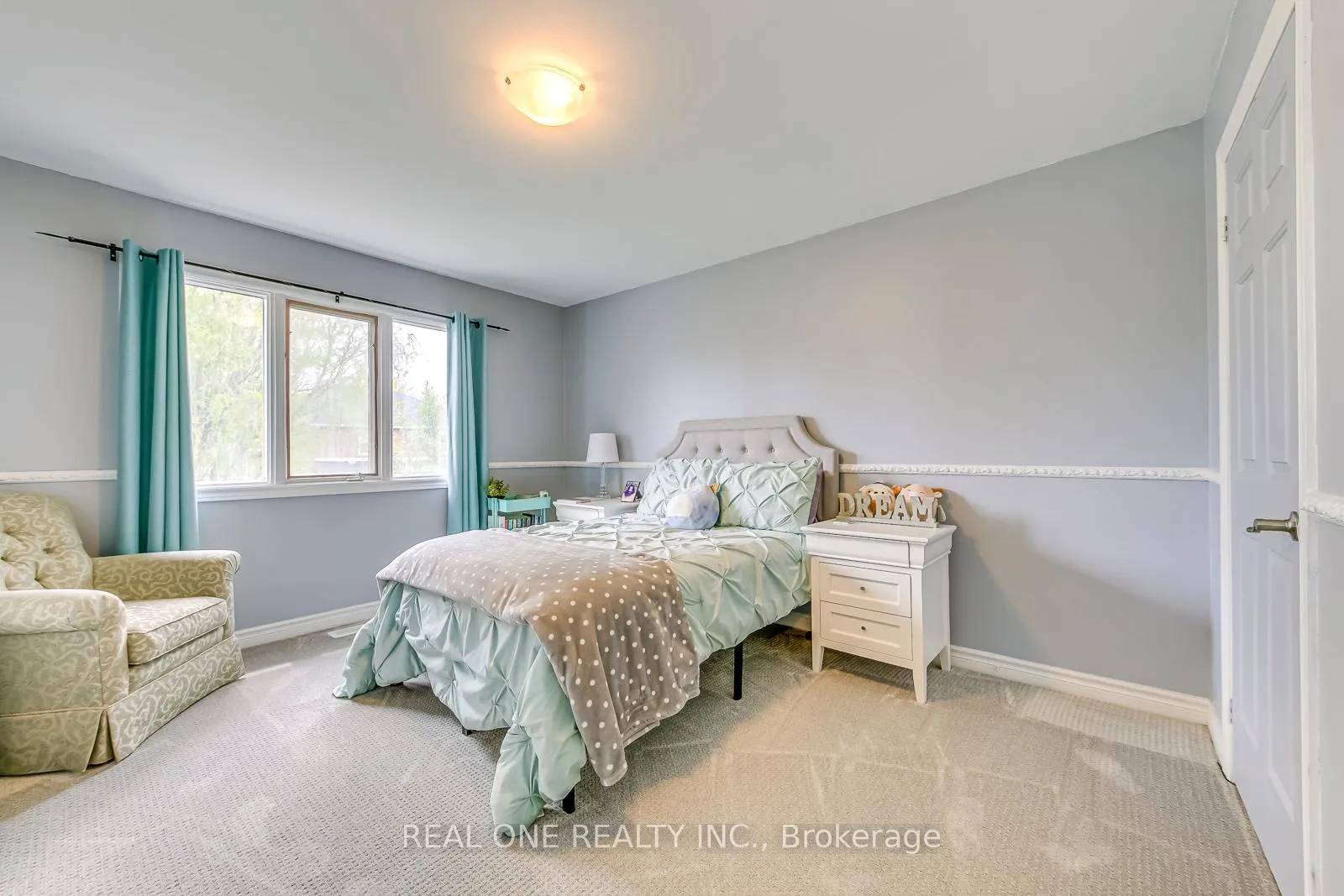 Photo 34 of 524 Blenheim Crescent, Oakville, Ford — HOMEH