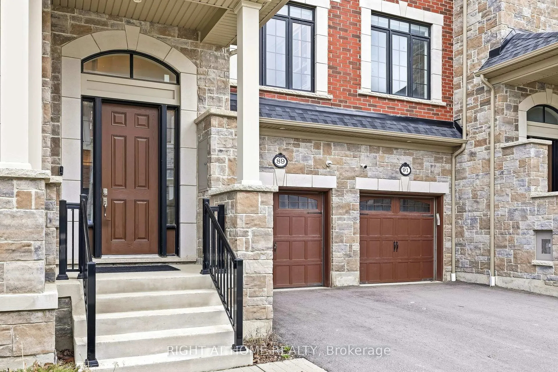 Photo 3 of 89 Dorian Drive, Whitby, Rural Whitby — HOMEH