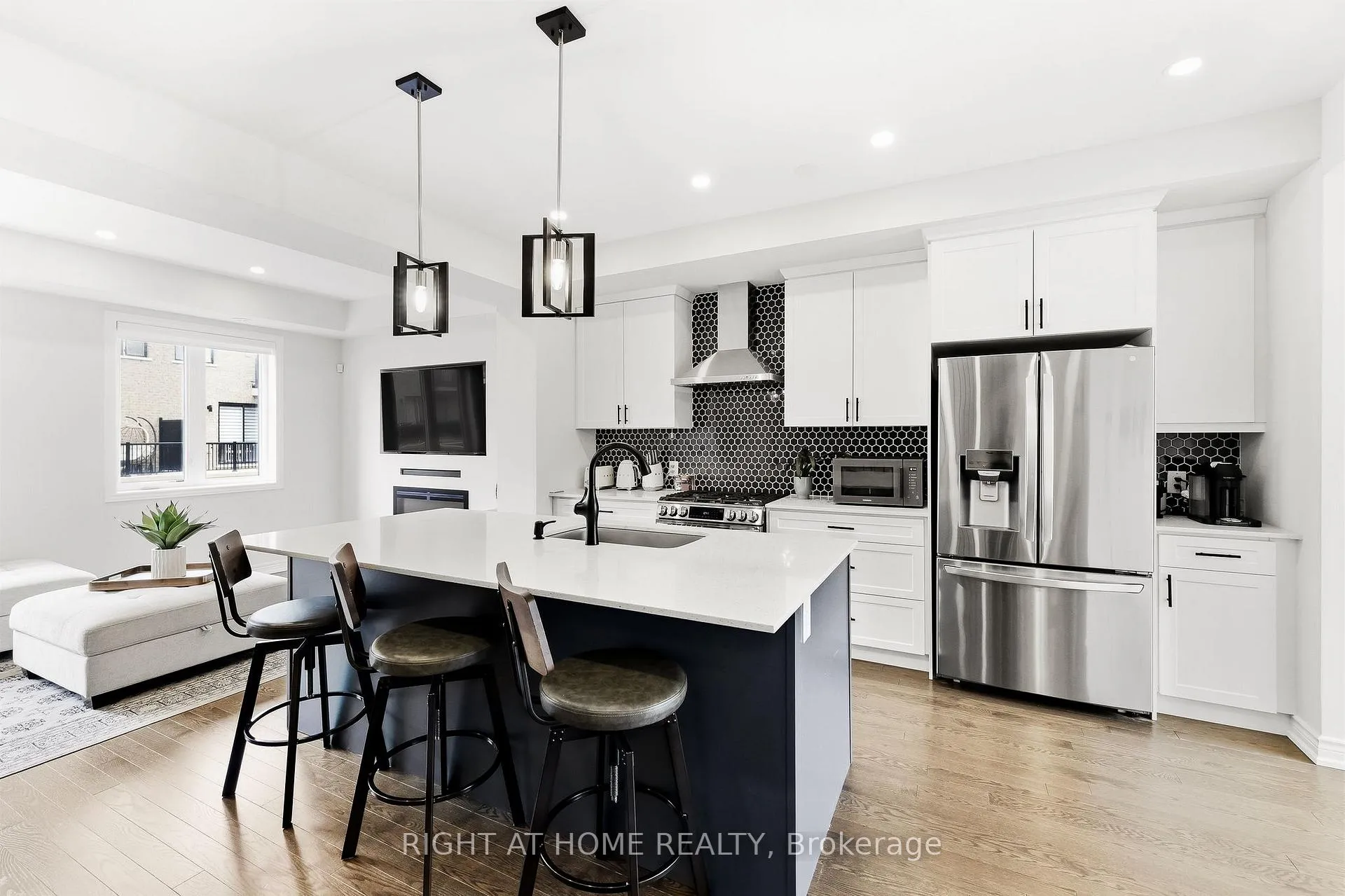 Photo 15 of 89 Dorian Drive, Whitby, Rural Whitby — HOMEH