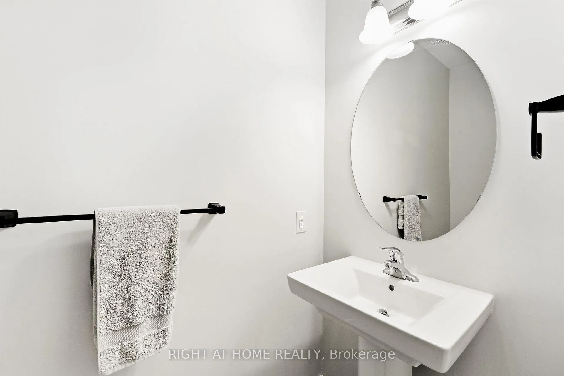 Photo 19 of 89 Dorian Drive, Whitby, Rural Whitby — HOMEH