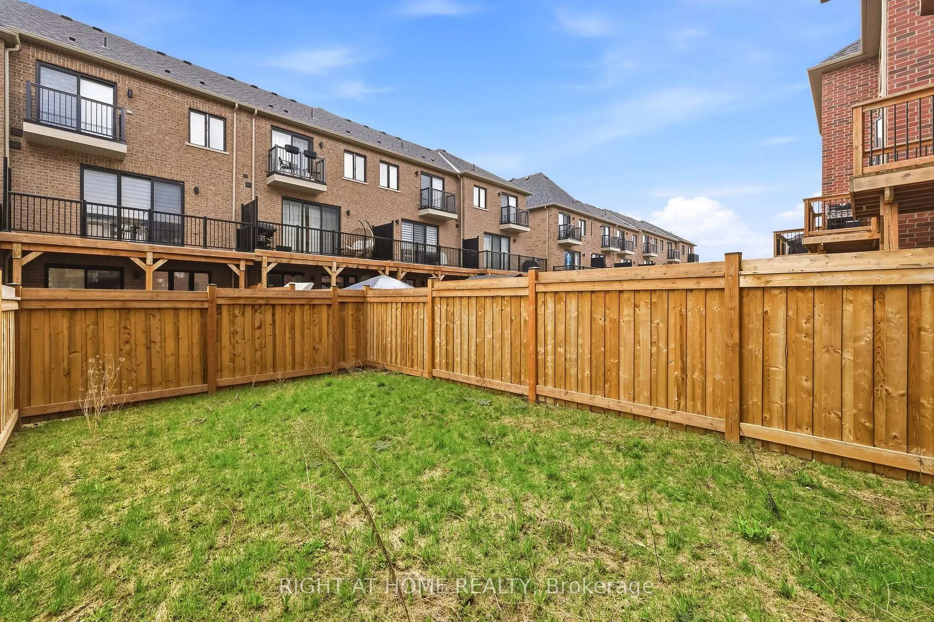 Photo 33 of 89 Dorian Drive, Whitby, Rural Whitby — HOMEH