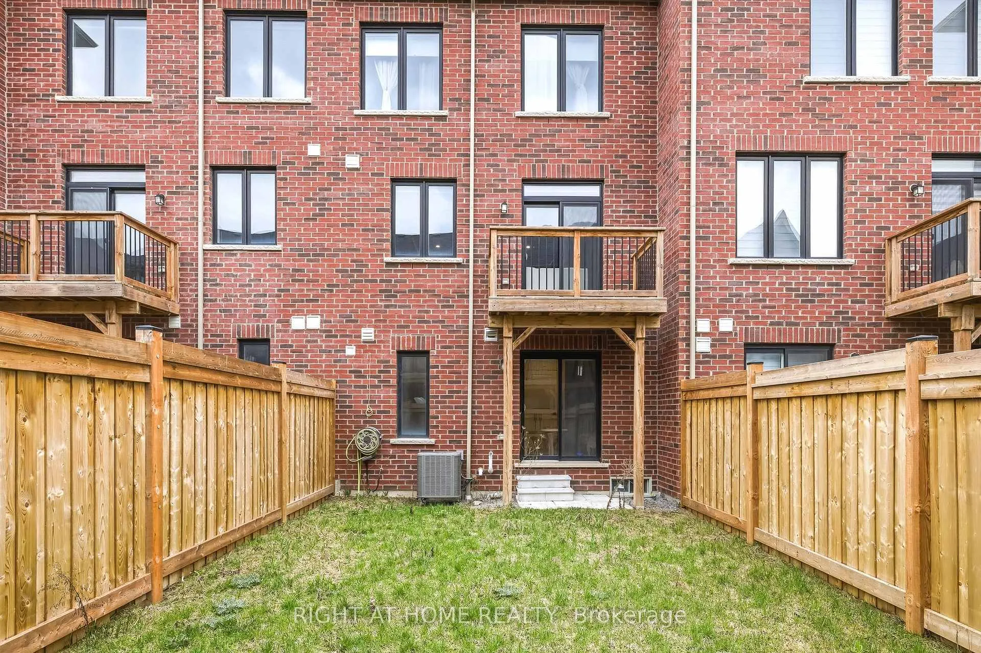 Photo 35 of 89 Dorian Drive, Whitby, Rural Whitby — HOMEH