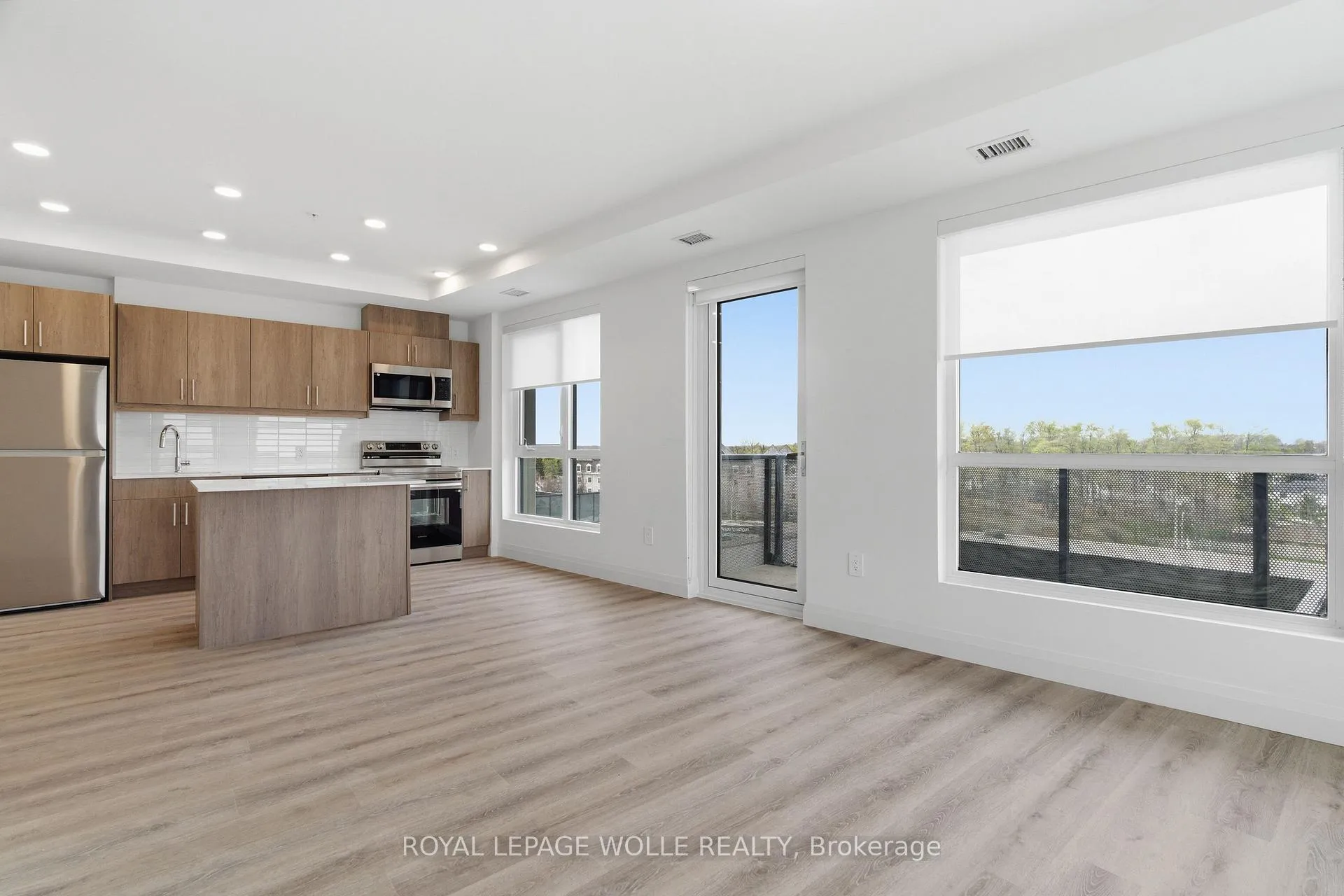 Photo 1 of Unit 603, 1333 Weber Street E, Kitchener — HOMEH