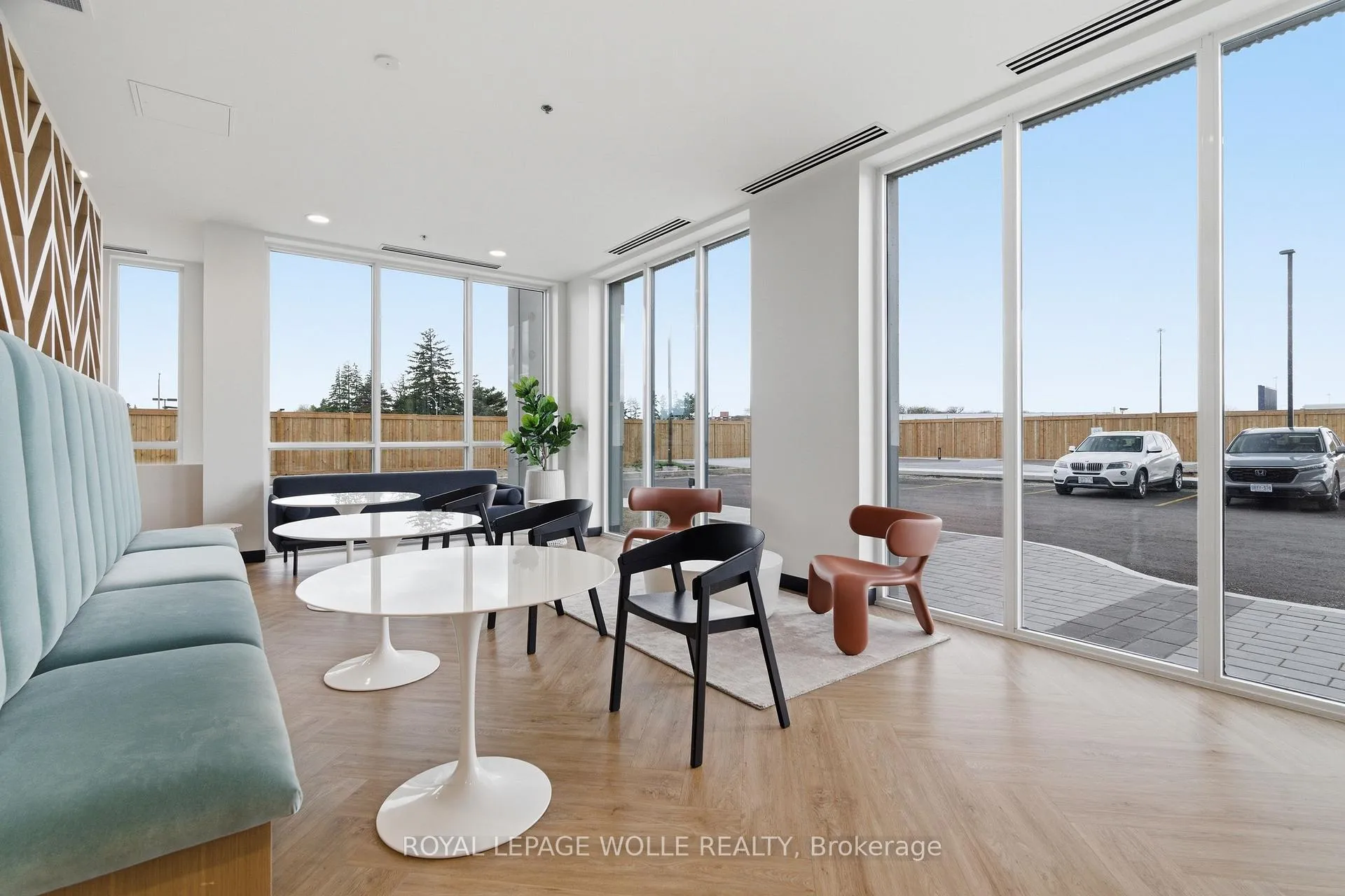 Photo 3 of Unit 603, 1333 Weber Street E, Kitchener — HOMEH