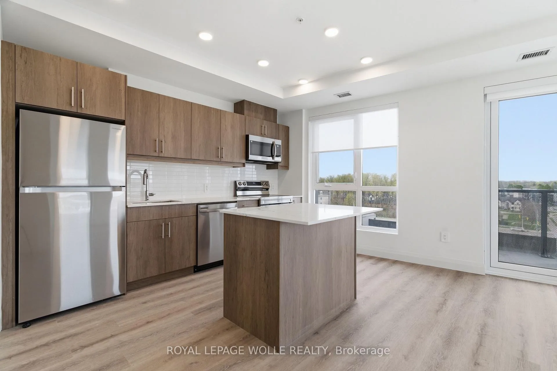 Photo 7 of Unit 603, 1333 Weber Street E, Kitchener — HOMEH