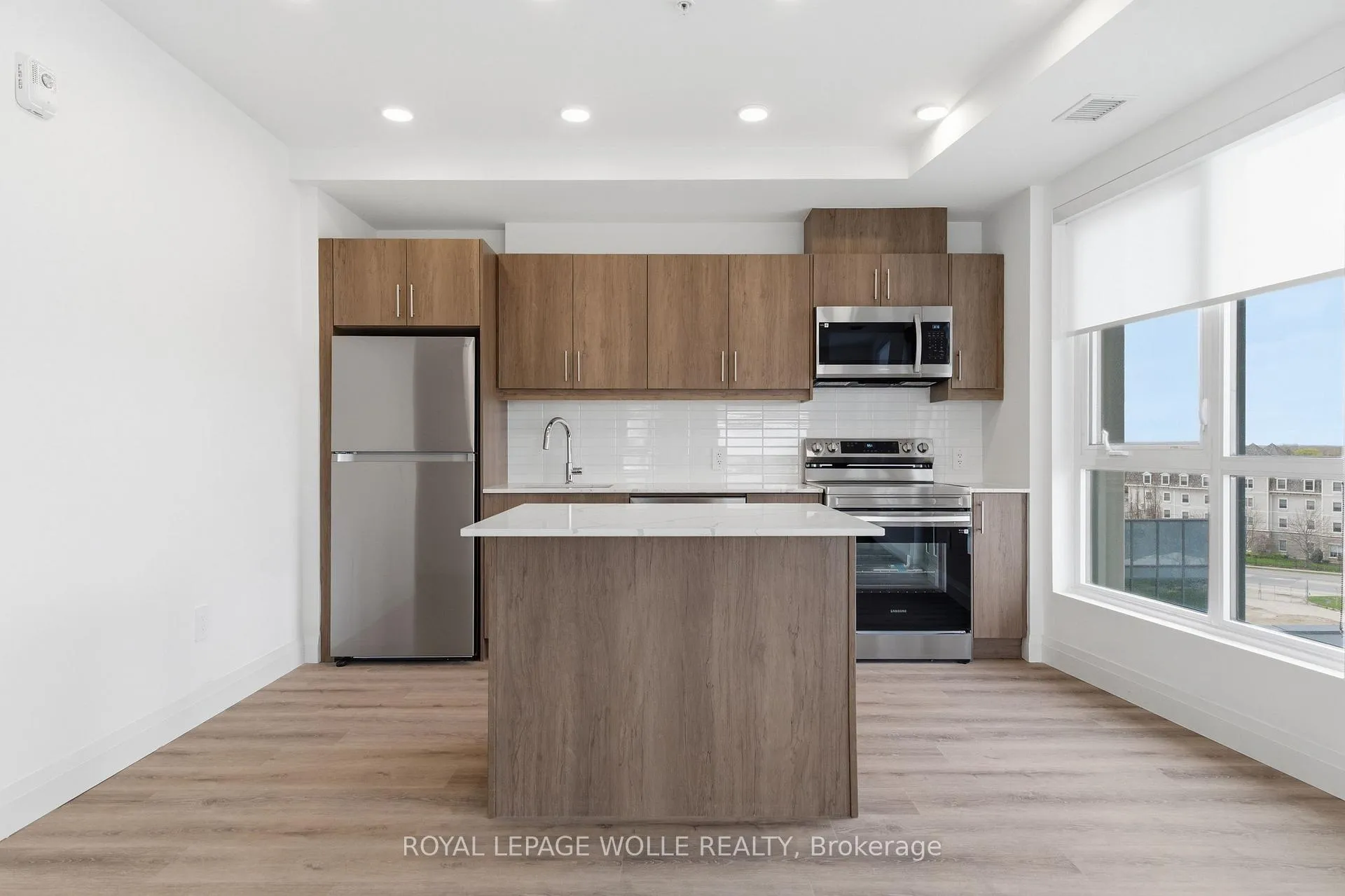 Photo 9 of Unit 603, 1333 Weber Street E, Kitchener — HOMEH
