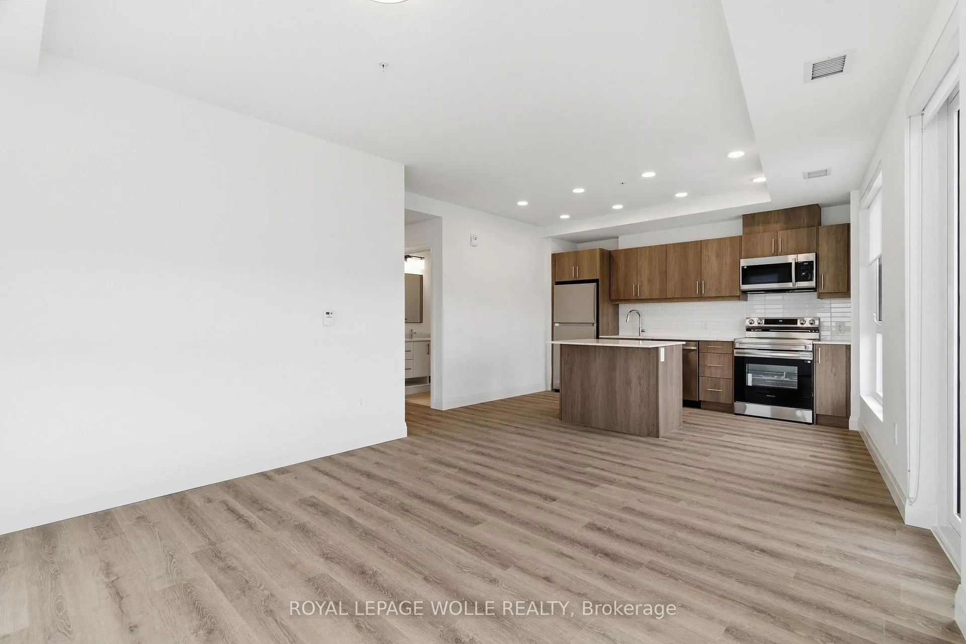 Photo 12 of Unit 603, 1333 Weber Street E, Kitchener — HOMEH
