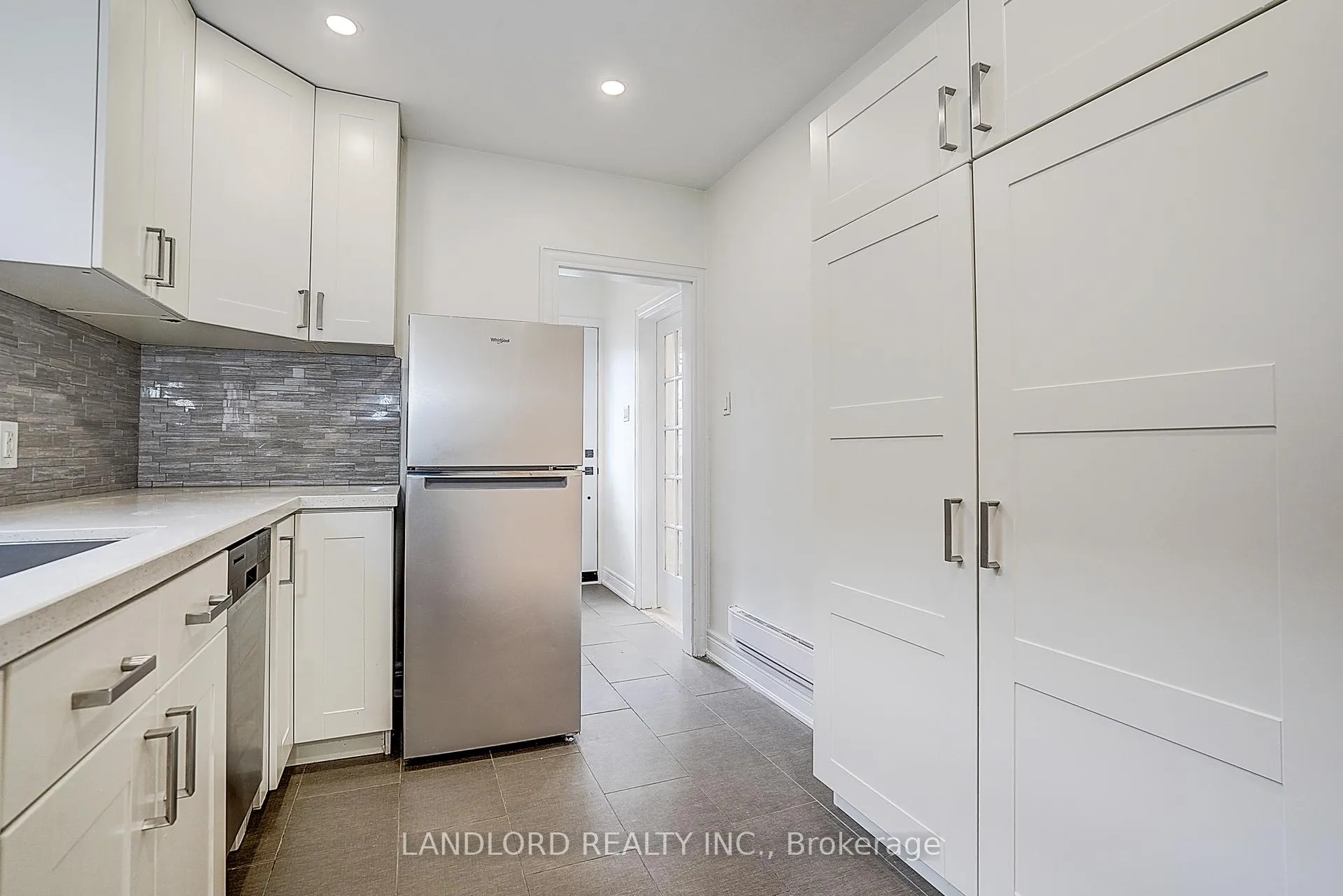 Photo 14 of 134 Gloucester Grove, Toronto, Oakwood Village — HOMEH