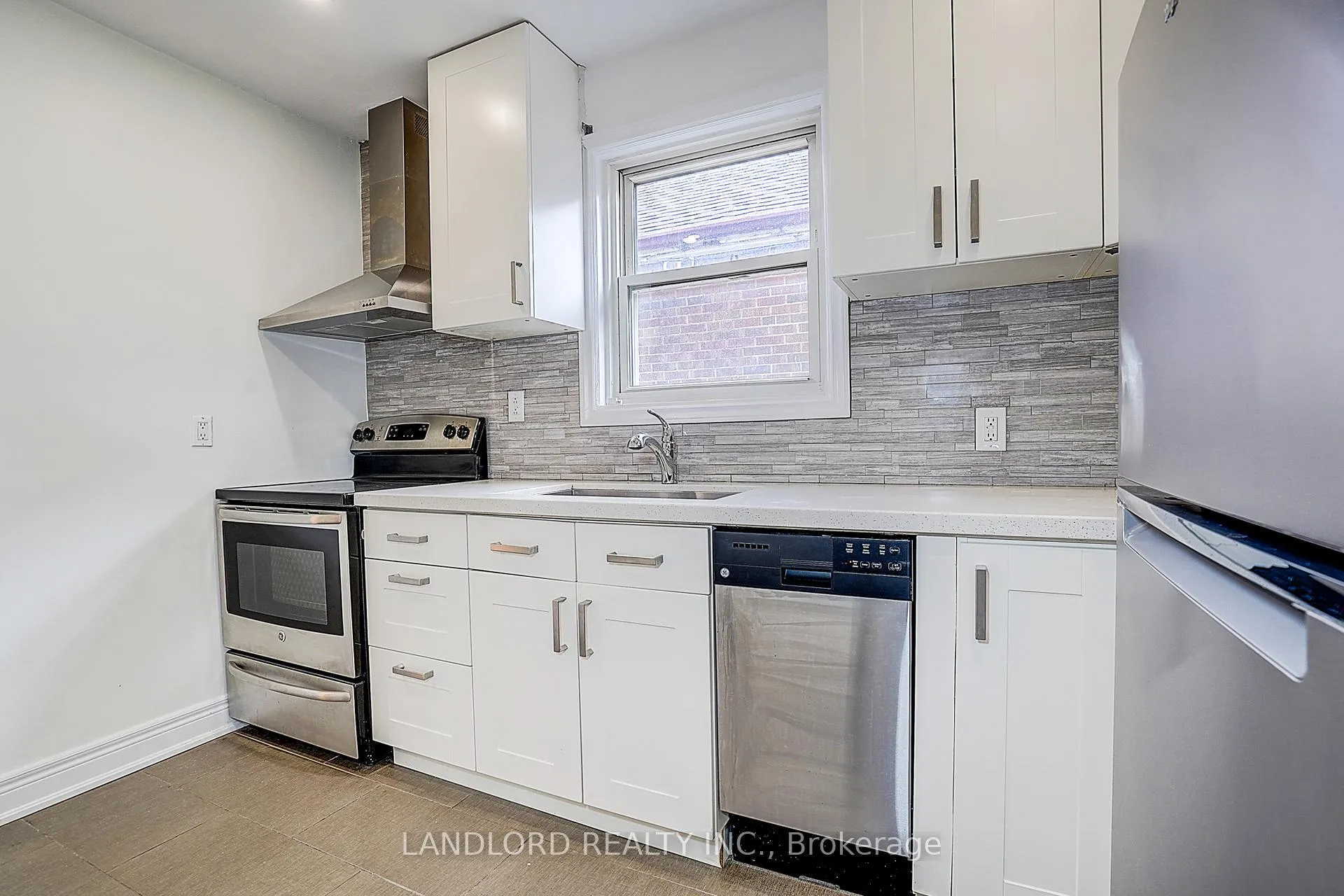 Photo 16 of 134 Gloucester Grove, Toronto, Oakwood Village — HOMEH