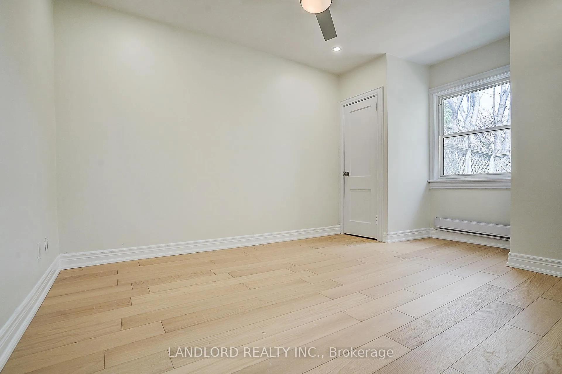 Photo 23 of 134 Gloucester Grove, Toronto, Oakwood Village — HOMEH