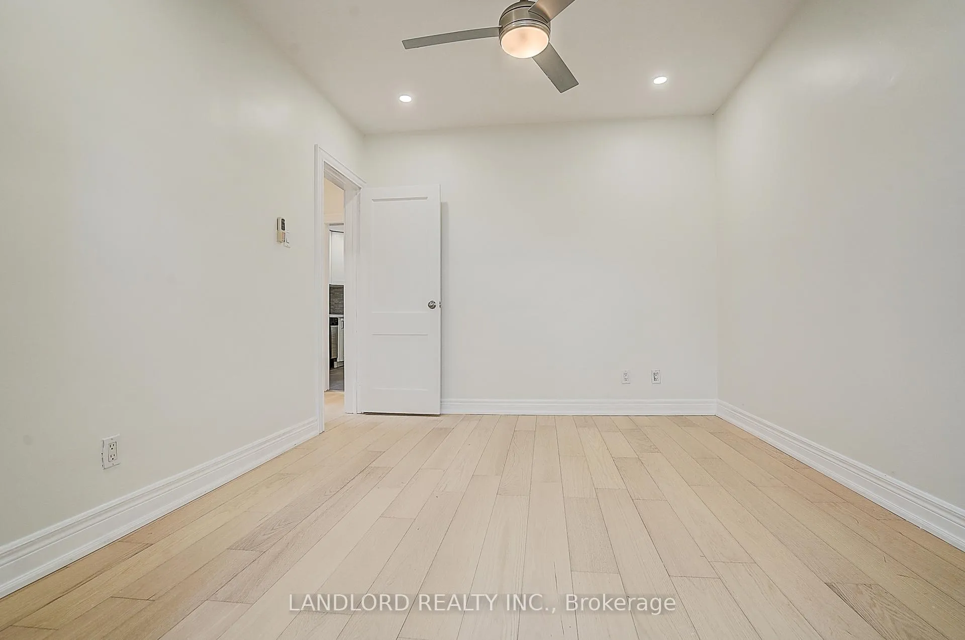 Photo 25 of 134 Gloucester Grove, Toronto, Oakwood Village — HOMEH