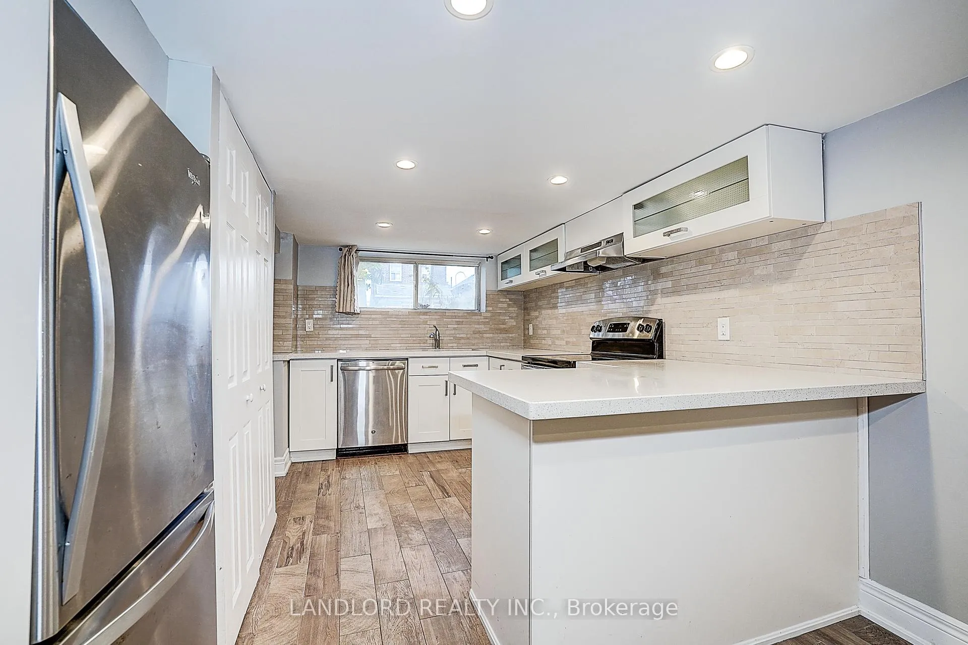 Photo 33 of 134 Gloucester Grove, Toronto, Oakwood Village — HOMEH