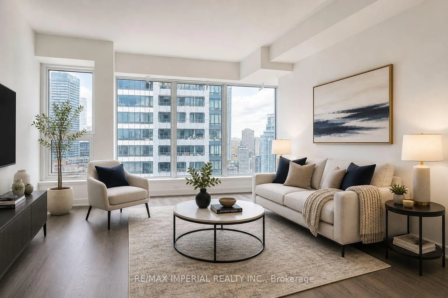 Photo 17 of Unit 4007, 8 Wellesley Street W, Toronto, Church-Yonge Corridor — HOMEH