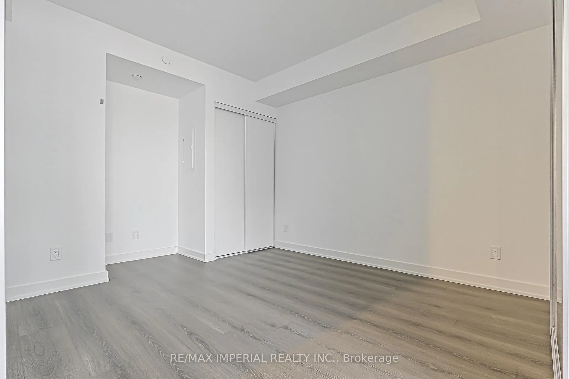 Photo 25 of Unit 4007, 8 Wellesley Street W, Toronto, Church-Yonge Corridor — HOMEH