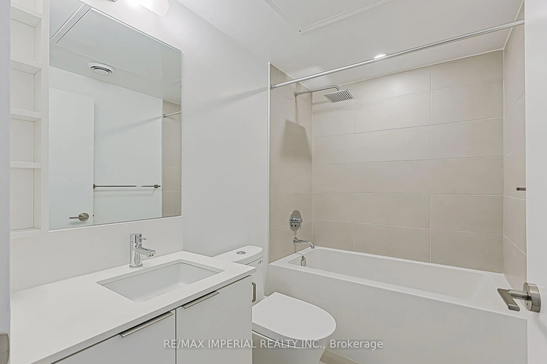 Photo 27 of Unit 4007, 8 Wellesley Street W, Toronto, Church-Yonge Corridor — HOMEH