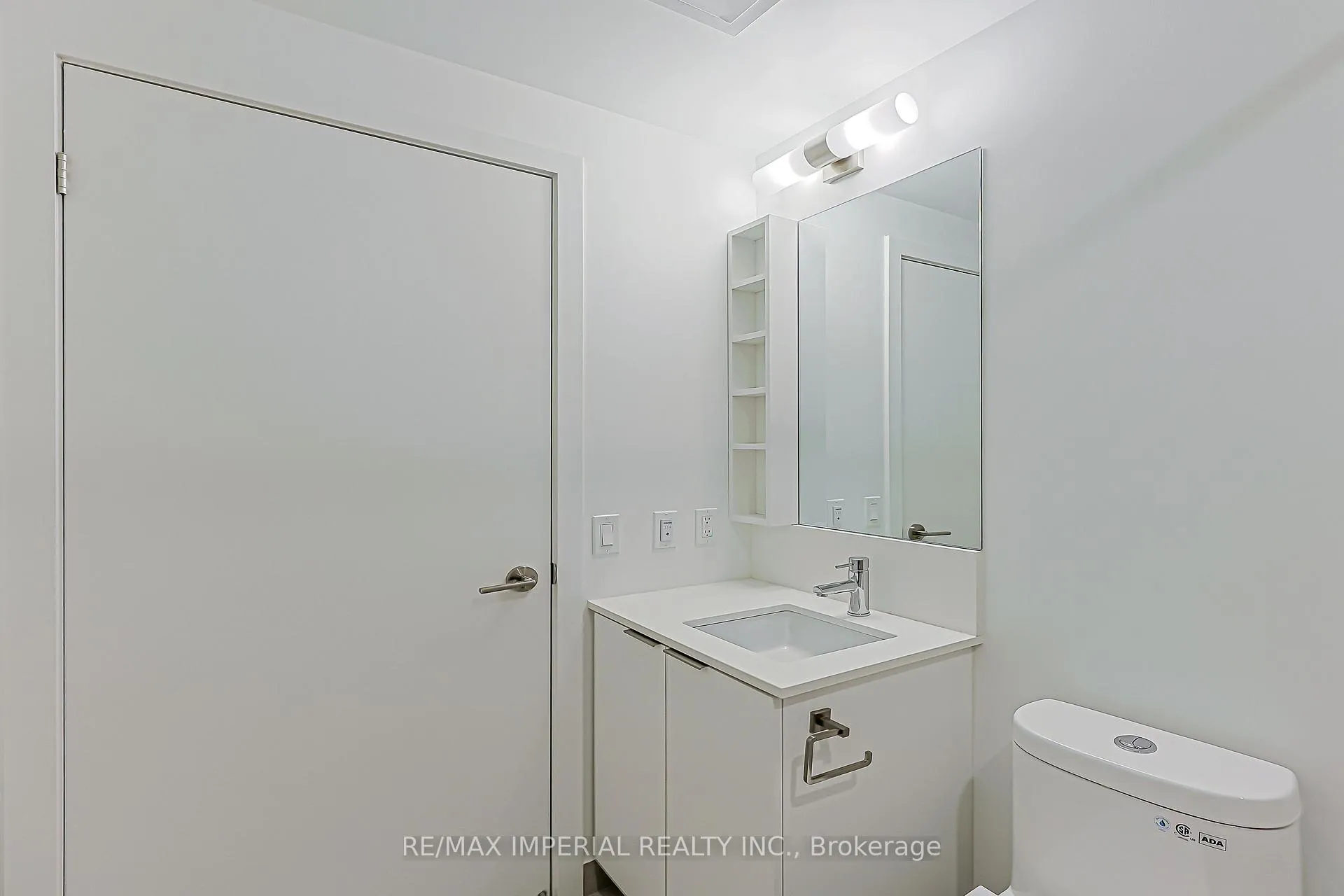 Photo 29 of Unit 4007, 8 Wellesley Street W, Toronto, Church-Yonge Corridor — HOMEH