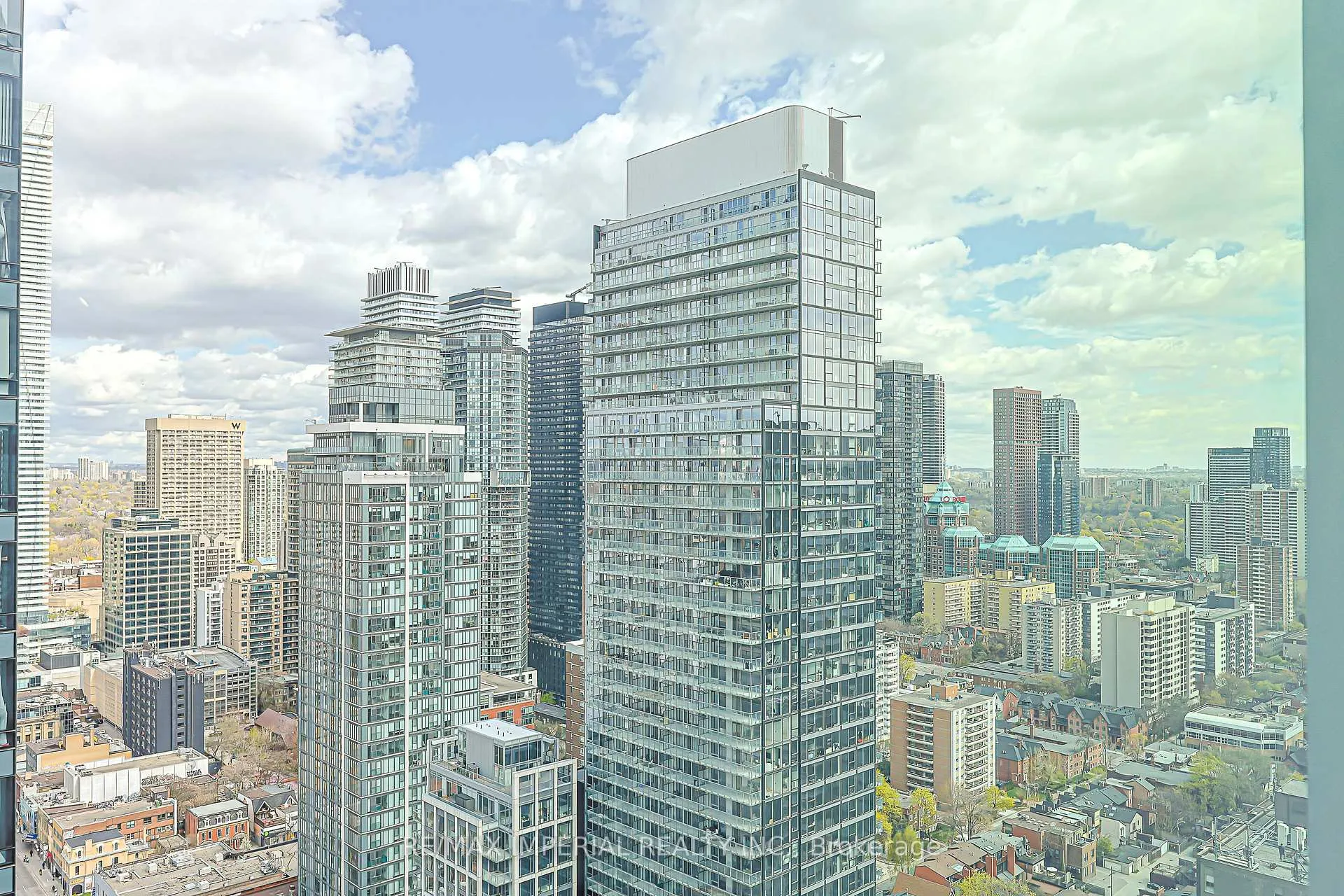 Photo 32 of Unit 4007, 8 Wellesley Street W, Toronto, Church-Yonge Corridor — HOMEH