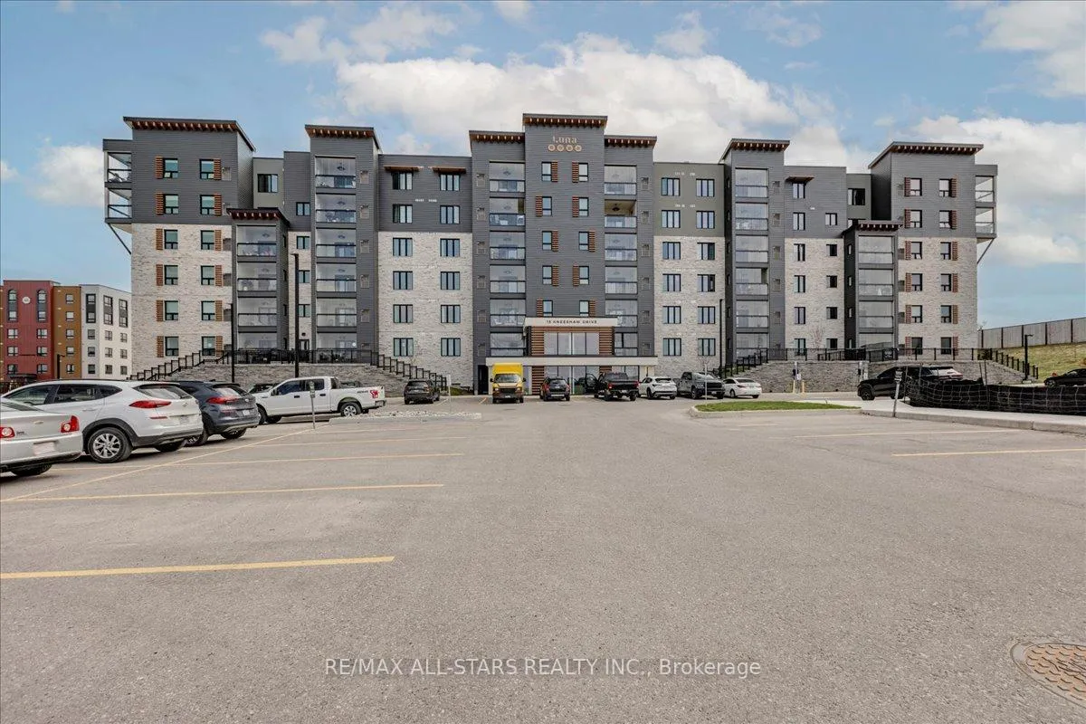 Photo 23 of Unit 407, 15 Kneeshaw Drive, Barrie, Rural Barrie Southeast — HOMEH