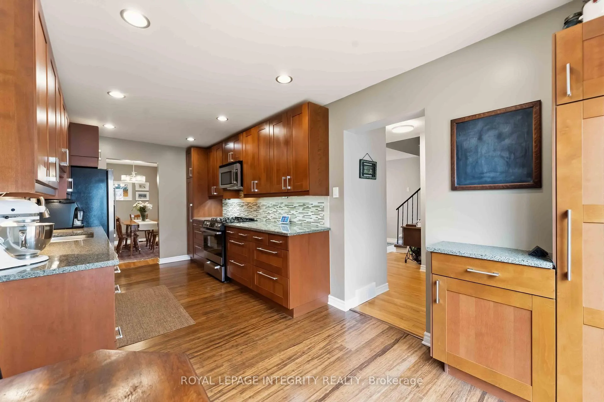 Photo 16 of 30 Longden Place, Ottawa, Kanata - Bridlewood — HOMEH