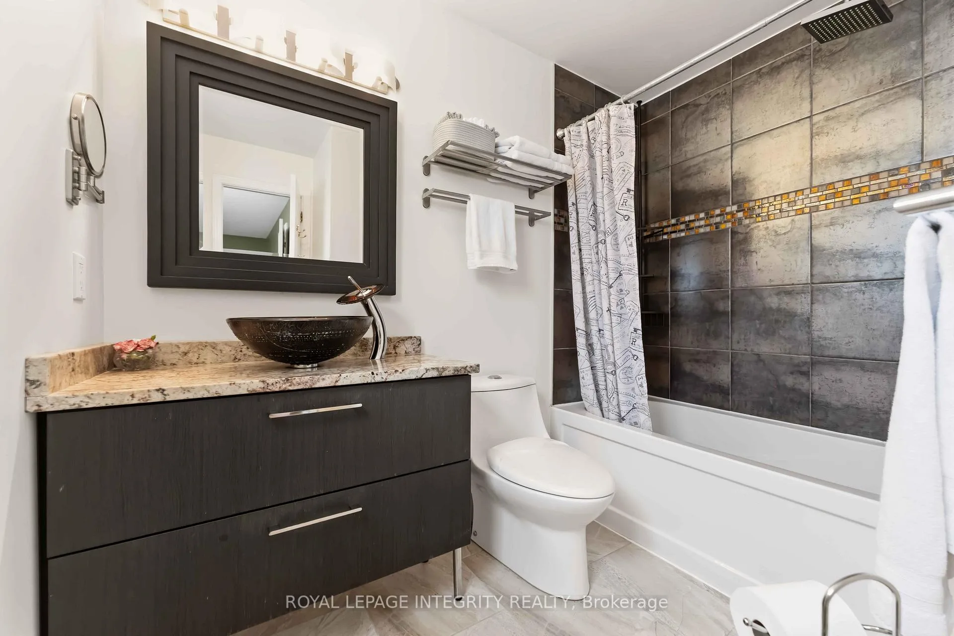Photo 27 of 30 Longden Place, Ottawa, Kanata - Bridlewood — HOMEH