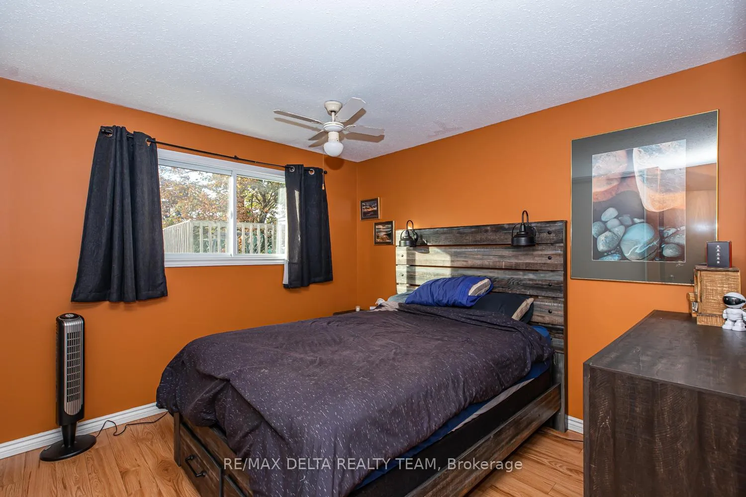 Photo 10 of 2465 Tupper Avenue, Ottawa, Hawthorne Meadows — HOMEH