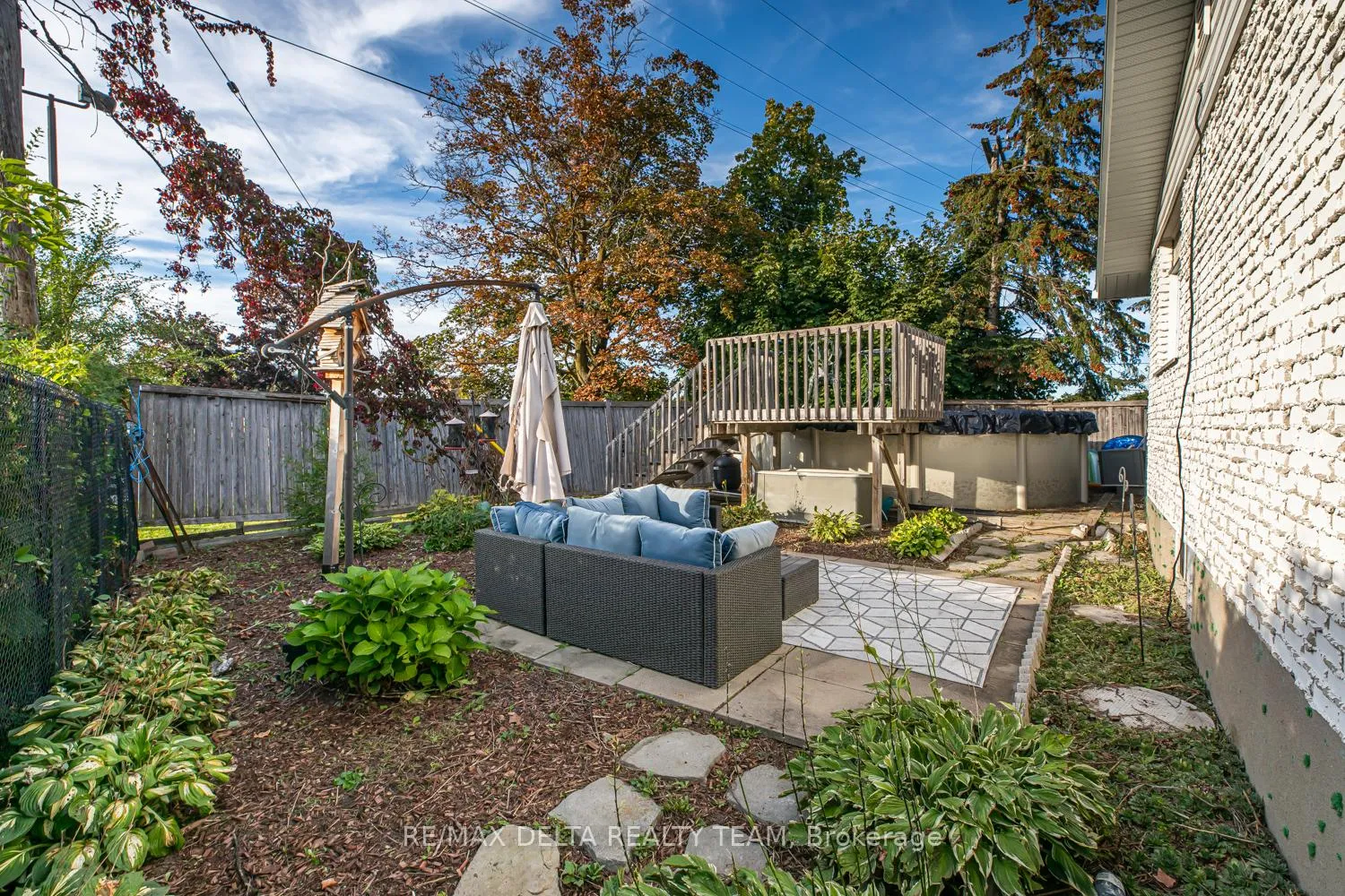 Photo 22 of 2465 Tupper Avenue, Ottawa, Hawthorne Meadows — HOMEH