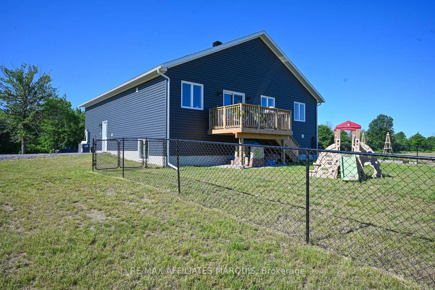Photo 43 of 1162 Rideau River Road, Montague, Montague Twp — HOMEH