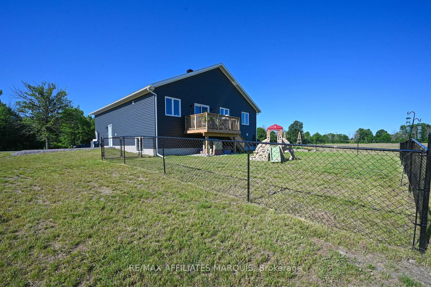 Photo 45 of 1162 Rideau River Road, Montague, Montague Twp — HOMEH