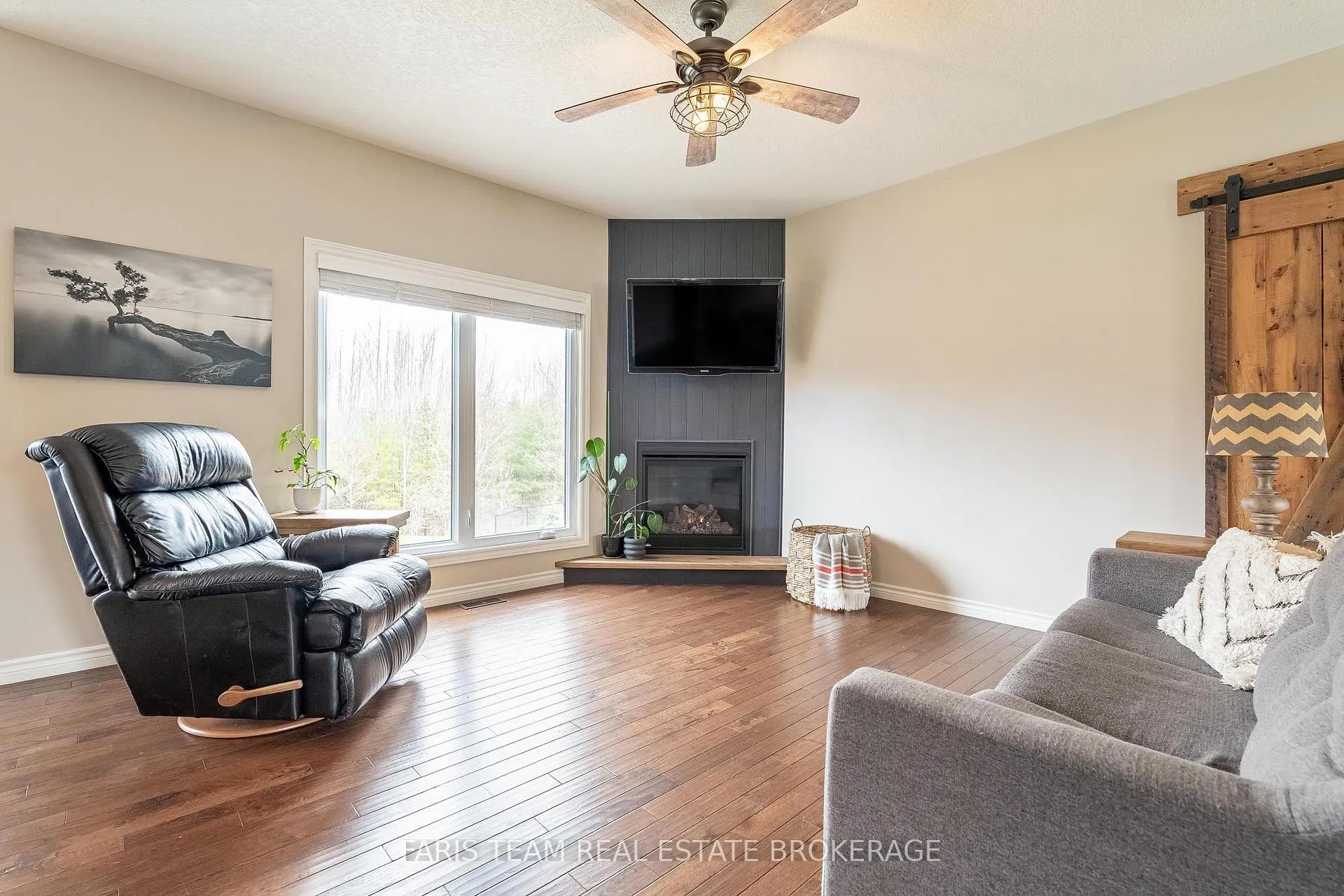 Photo 14 of 53 Boyd Crescent, Oro-Medonte, Moonstone — HOMEH