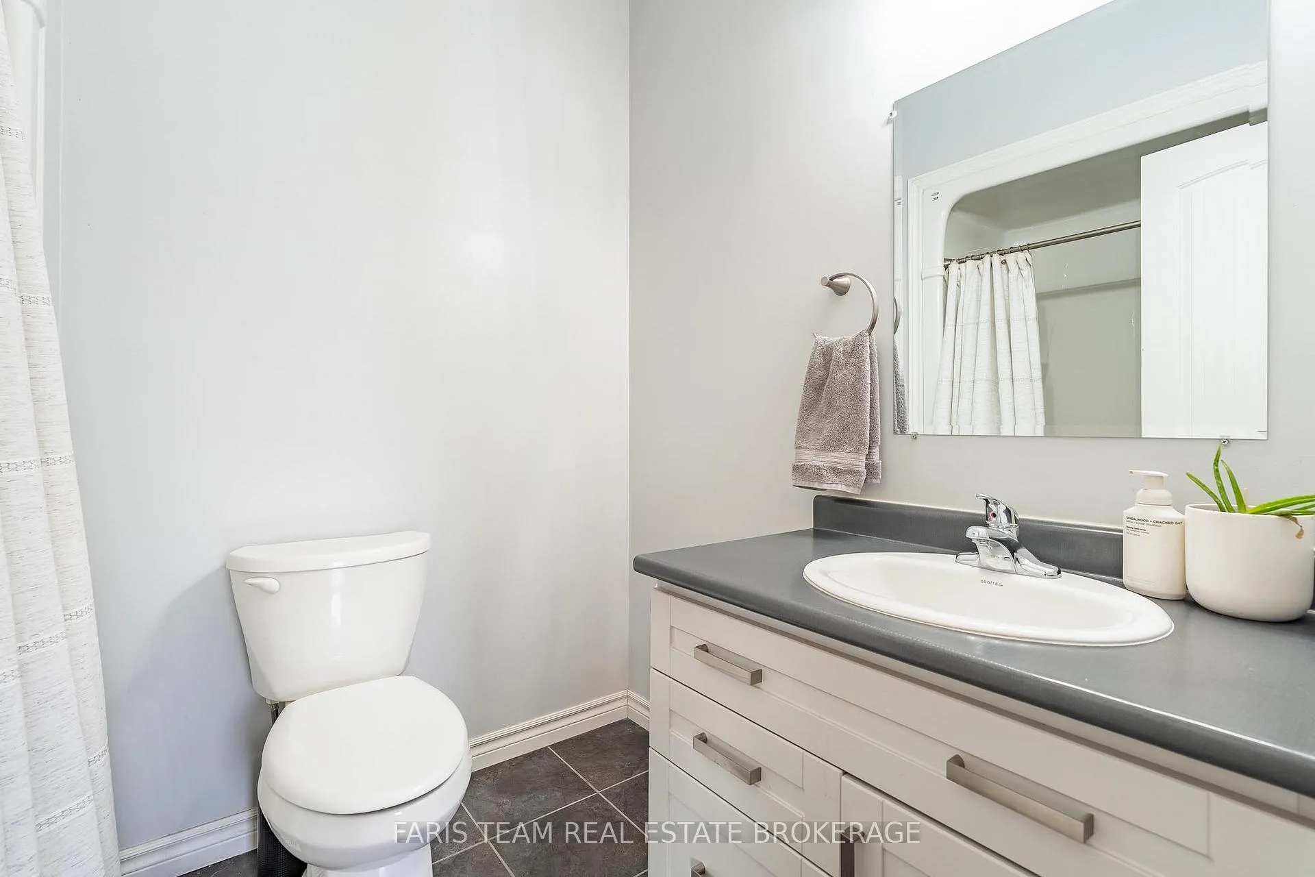 Photo 18 of 53 Boyd Crescent, Oro-Medonte, Moonstone — HOMEH