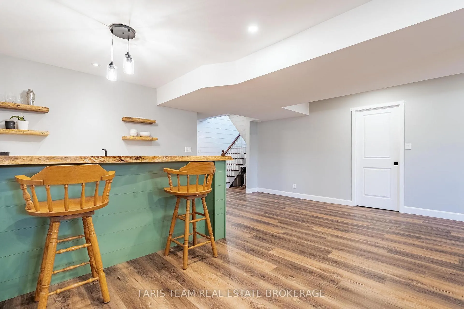 Photo 27 of 53 Boyd Crescent, Oro-Medonte, Moonstone — HOMEH