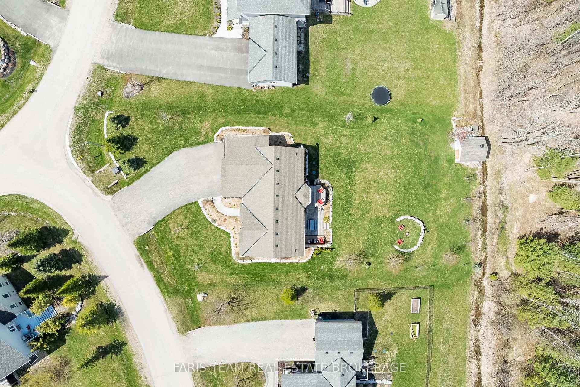 Photo 39 of 53 Boyd Crescent, Oro-Medonte, Moonstone — HOMEH