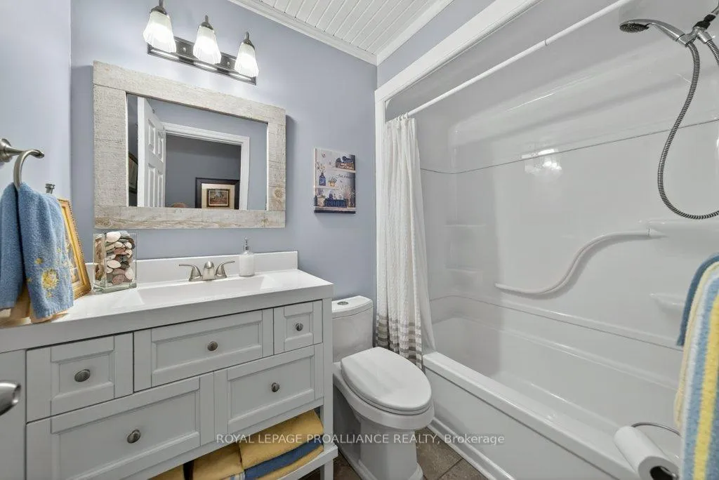 Photo 12 of 1058 Shady Lane, North Frontenac, Frontenac North — HOMEH