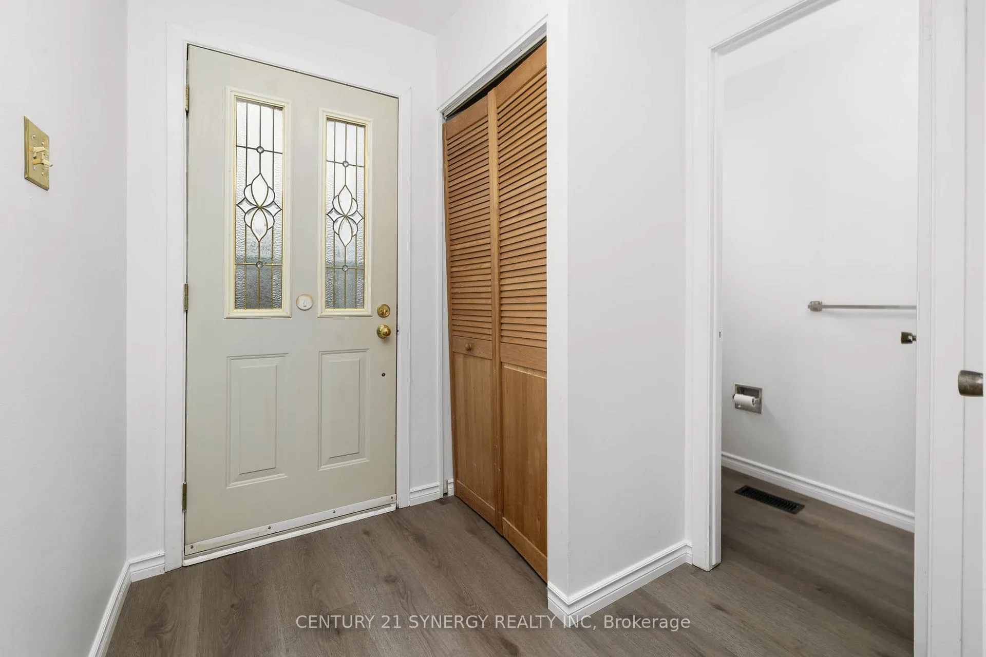 Photo 6 of 59 Oberon Street, Ottawa, Westcliffe Estates — HOMEH
