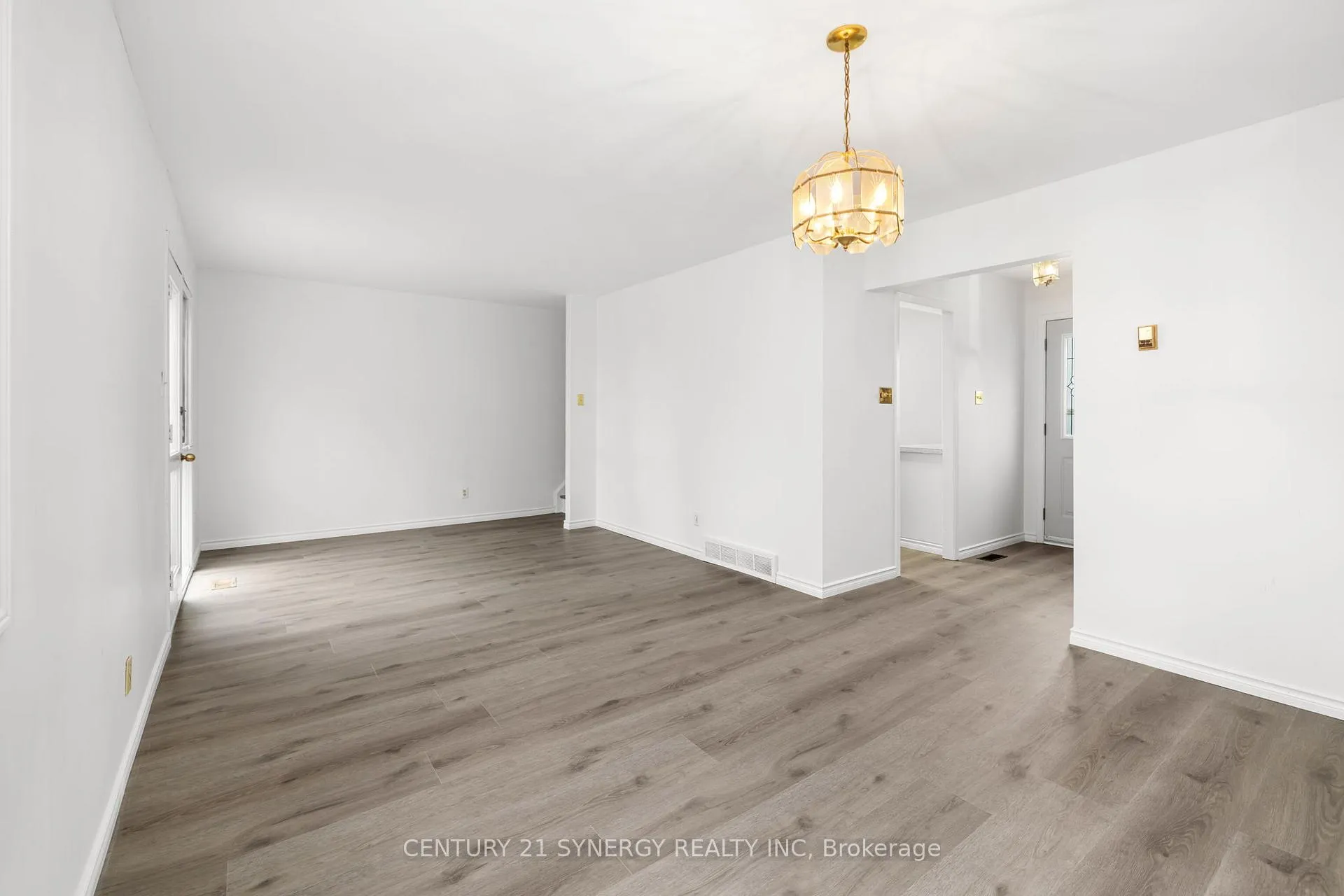 Photo 14 of 59 Oberon Street, Ottawa, Westcliffe Estates — HOMEH