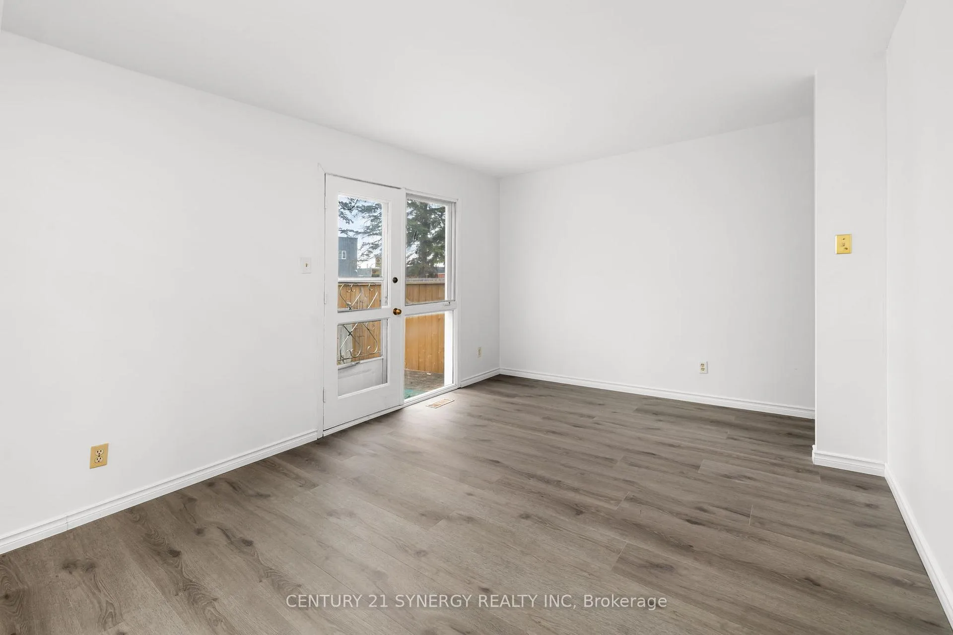 Photo 16 of 59 Oberon Street, Ottawa, Westcliffe Estates — HOMEH