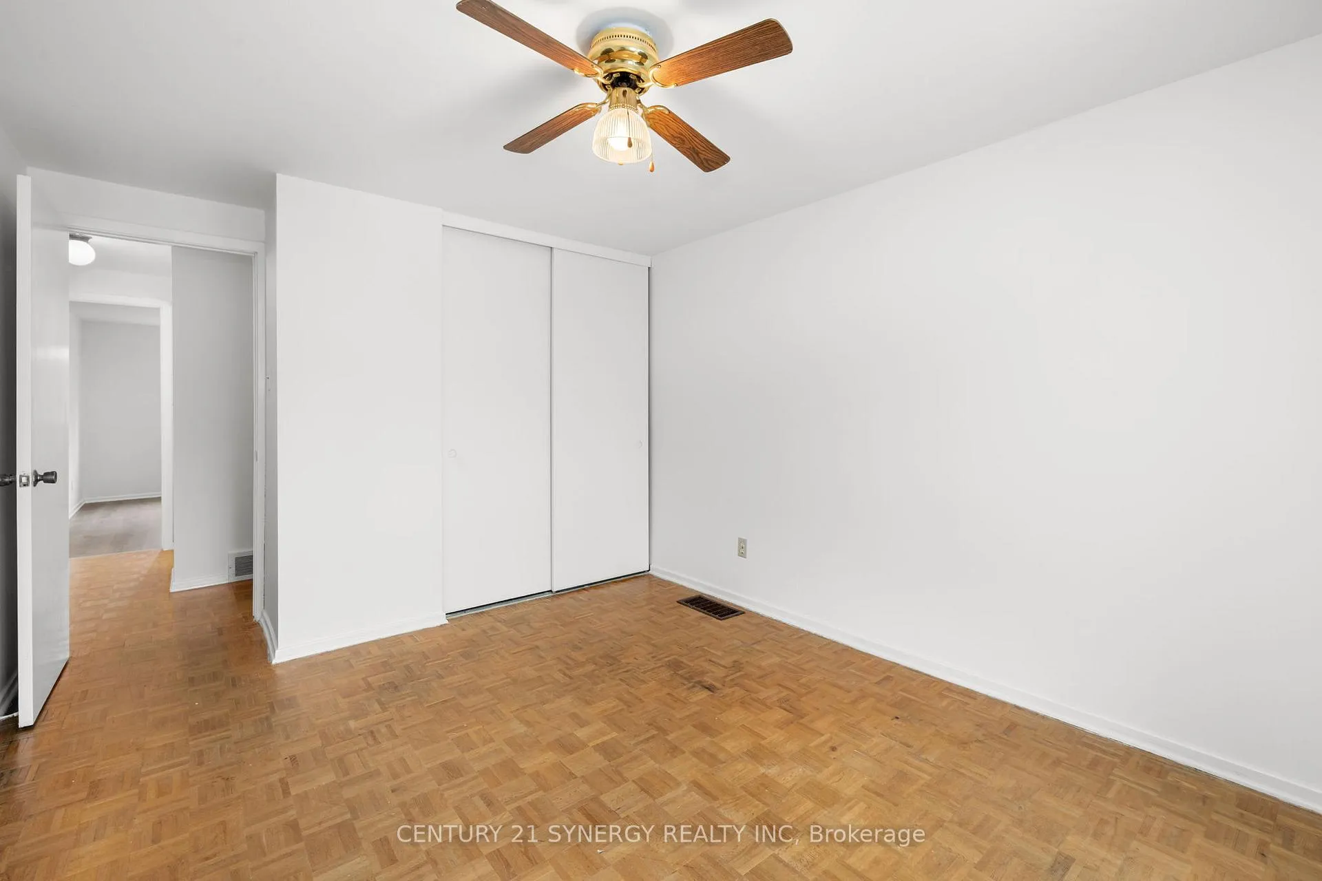 Photo 19 of 59 Oberon Street, Ottawa, Westcliffe Estates — HOMEH