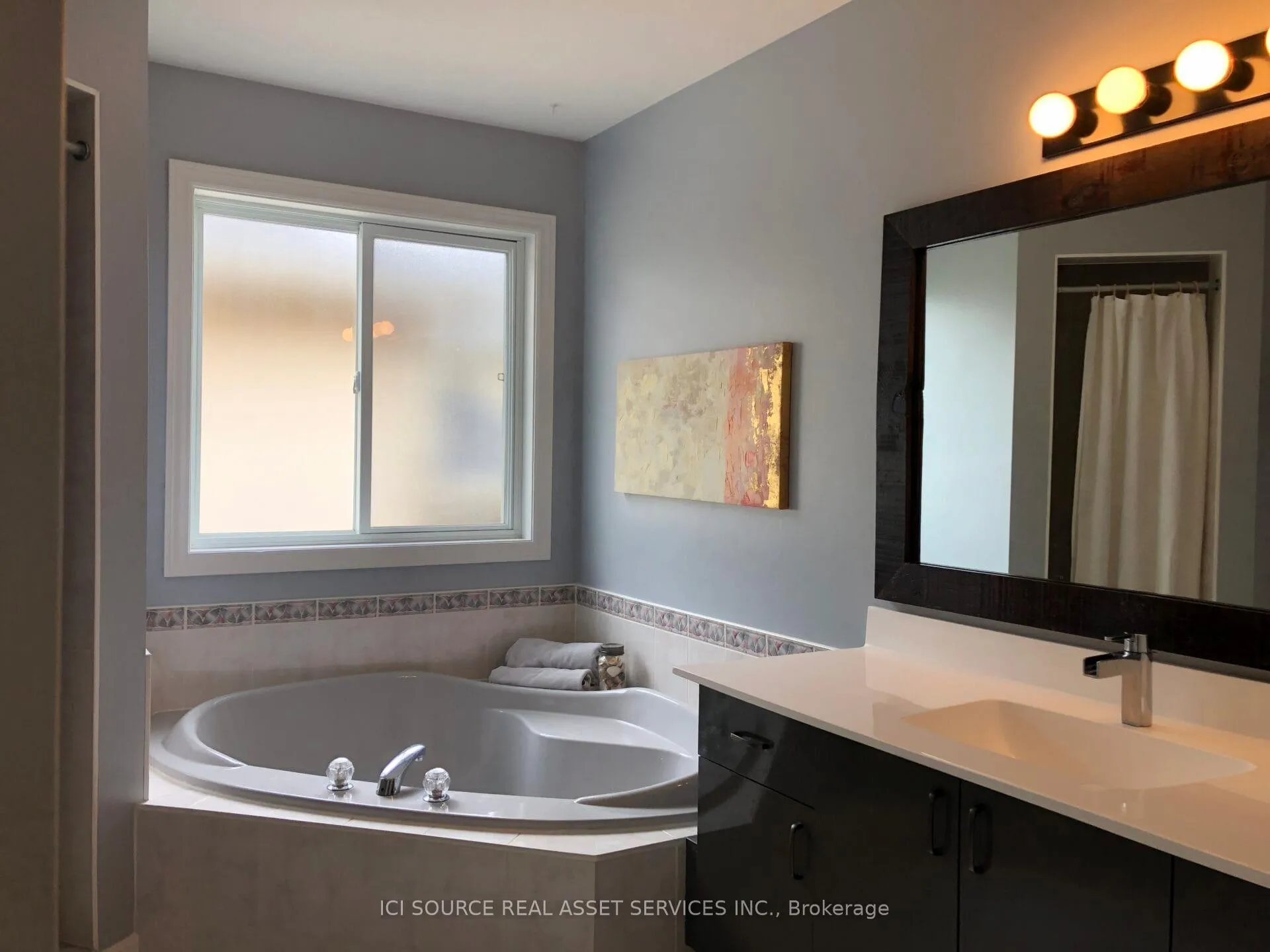 Photo 23 of 98 Summers Drive, Thorold, Confederation Heights — HOMEH