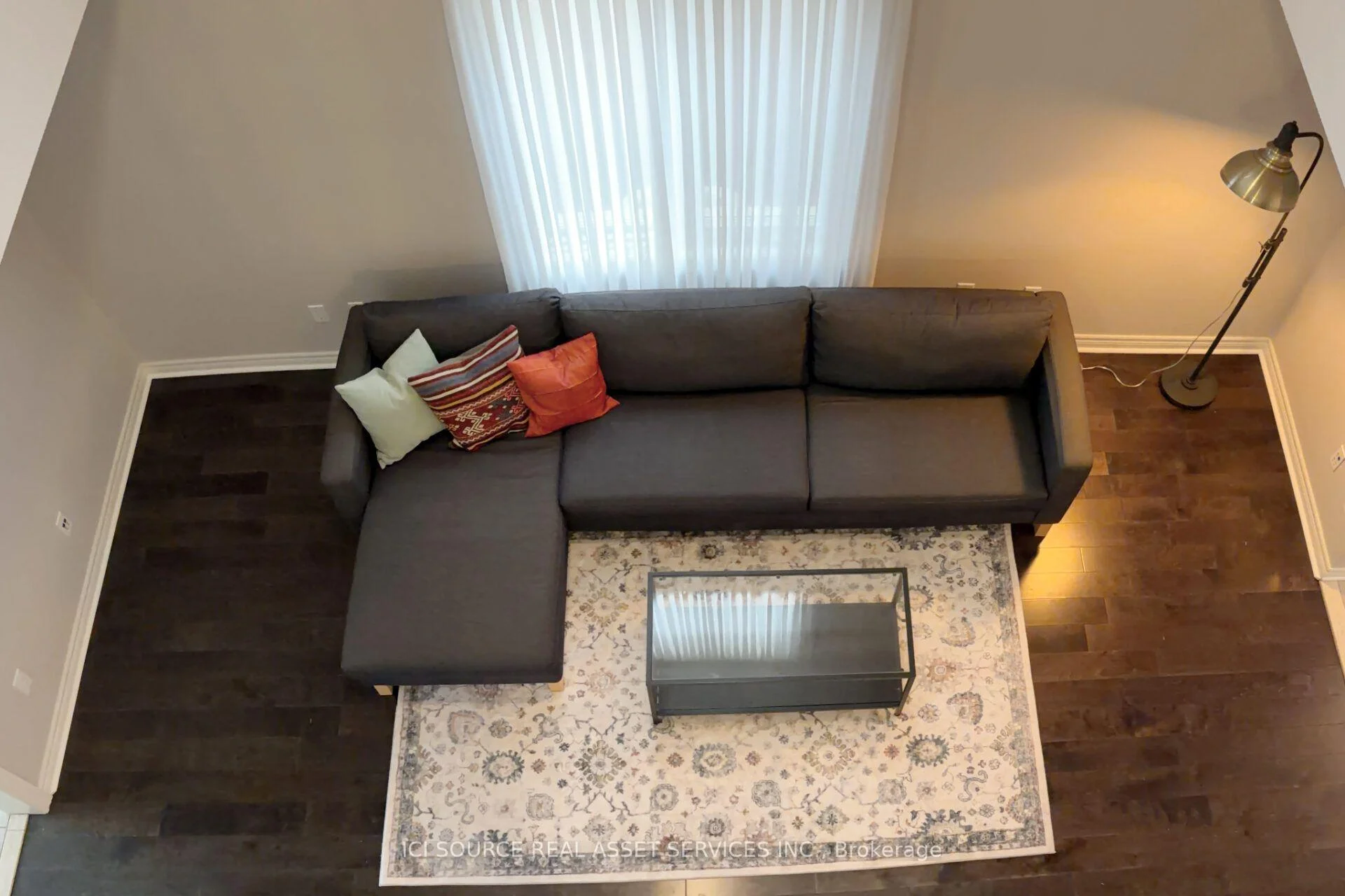 Photo 10 of 98 Summers Drive, Thorold, Confederation Heights — HOMEH