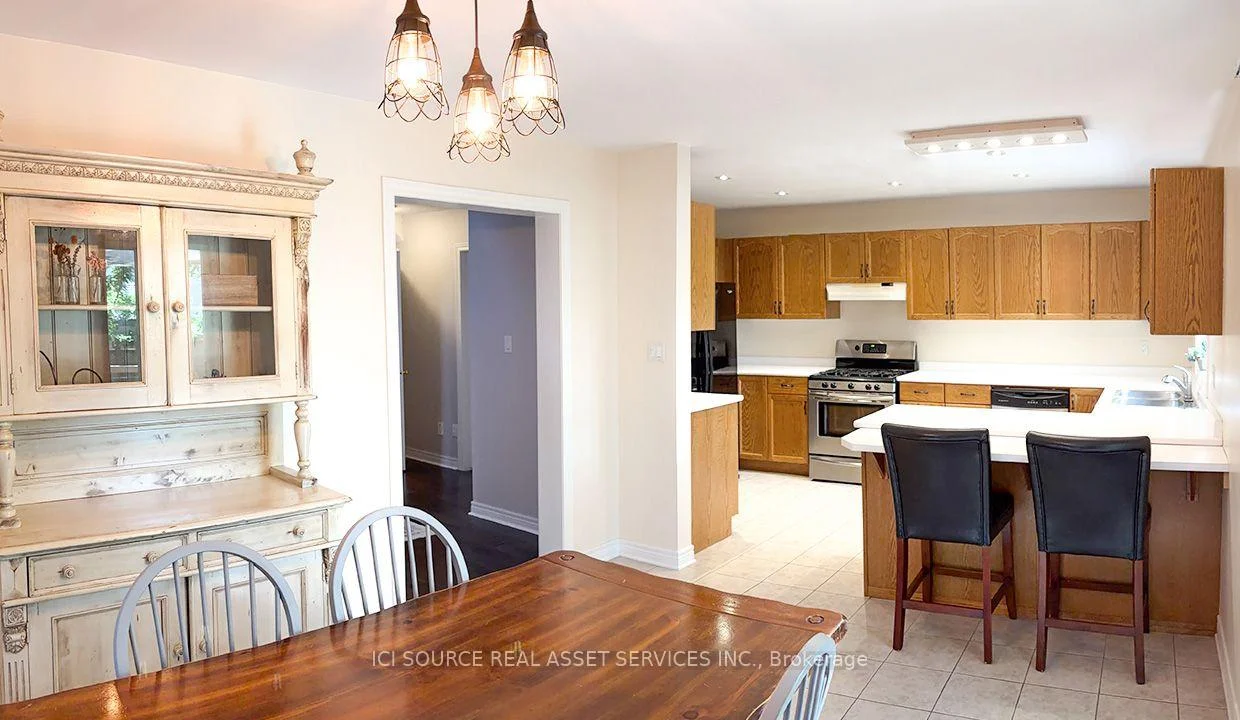Photo 18 of 98 Summers Drive, Thorold, Confederation Heights — HOMEH