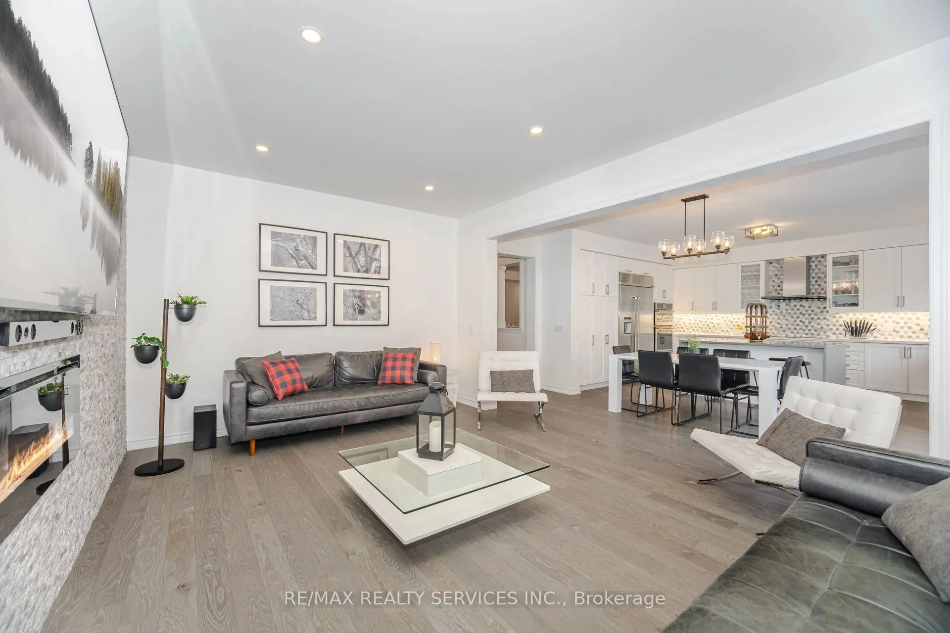 Photo 13 of 112 Newhouse Boulevard, Caledon, Rural Caledon — HOMEH