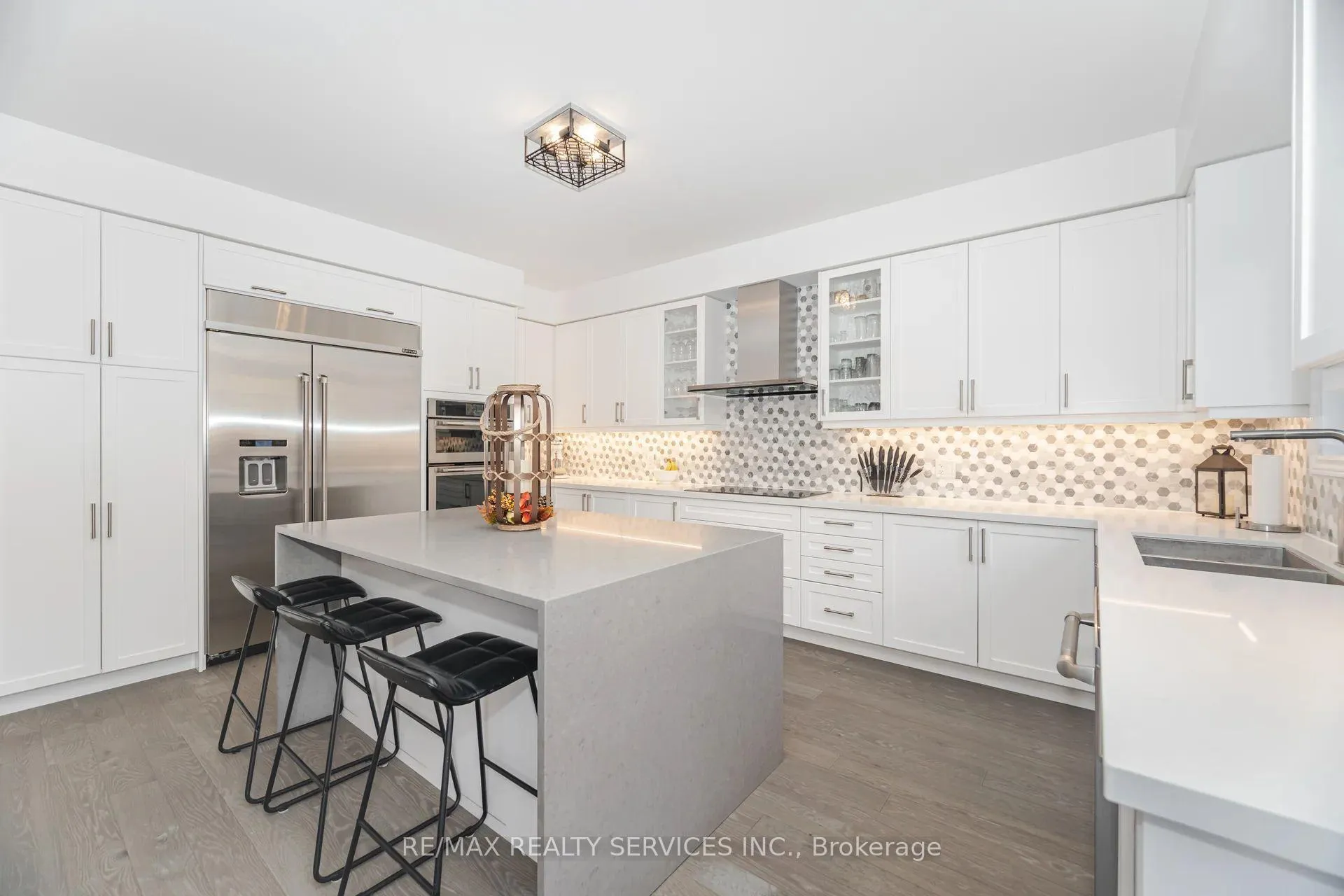 Photo 14 of 112 Newhouse Boulevard, Caledon, Rural Caledon — HOMEH